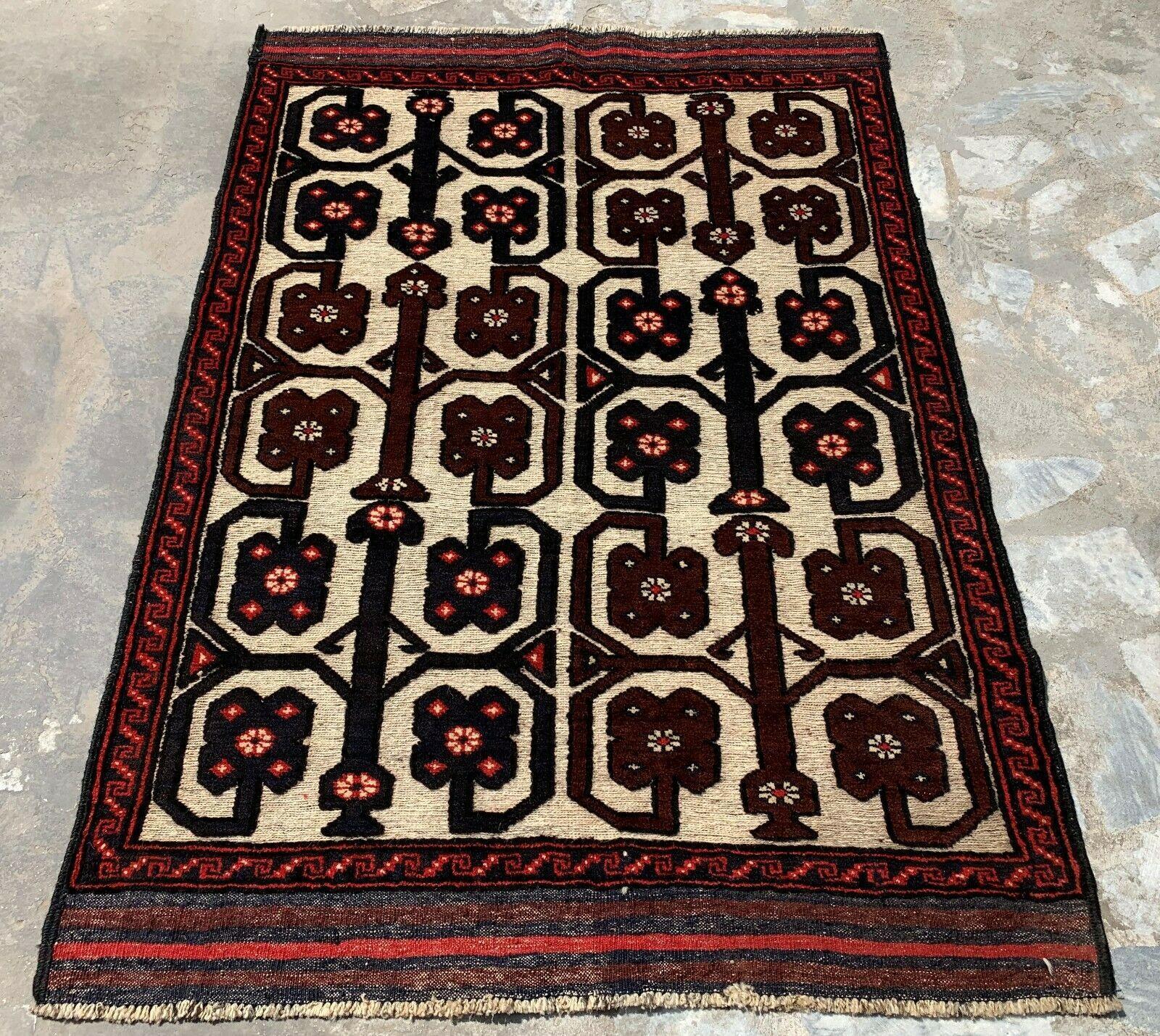 Baluchi Rugs - Kapisa Rugs