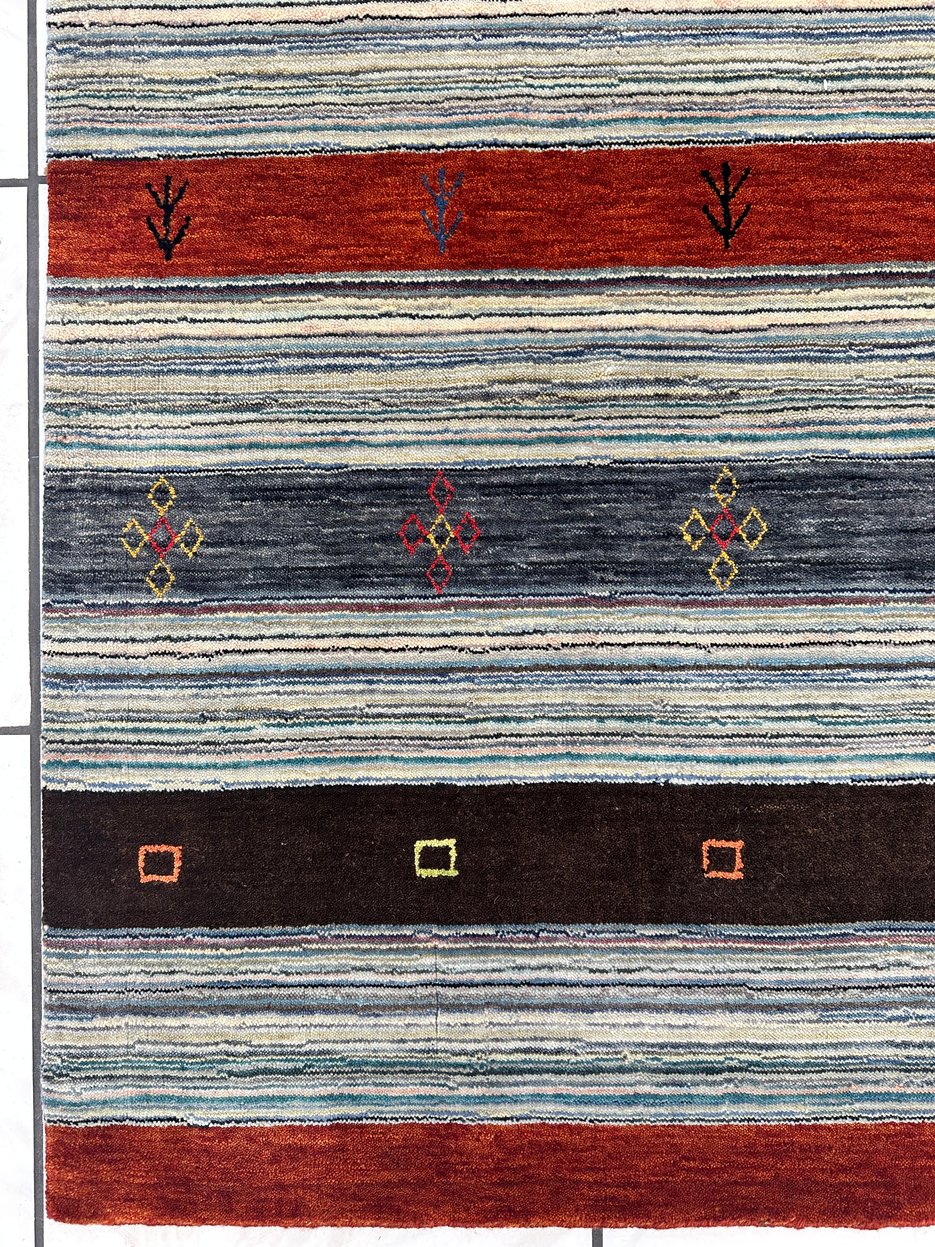 Hand-Knotted Indo-Gabbeh Wool & Bamboo Rug – 5'2" x 7' – Durable Striped Design