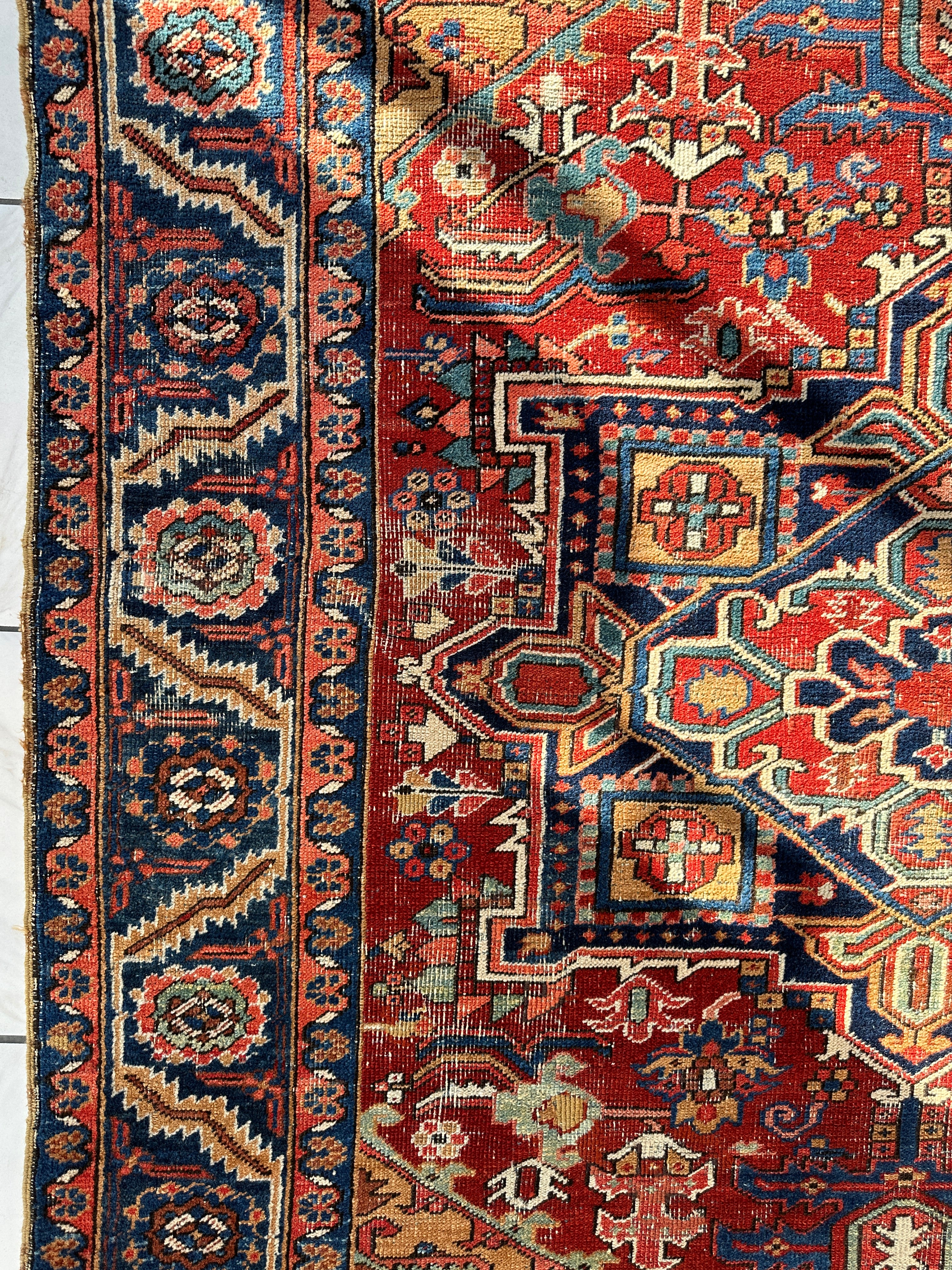 Antique Persian Herize Area Rug 6’10” x 9’1”