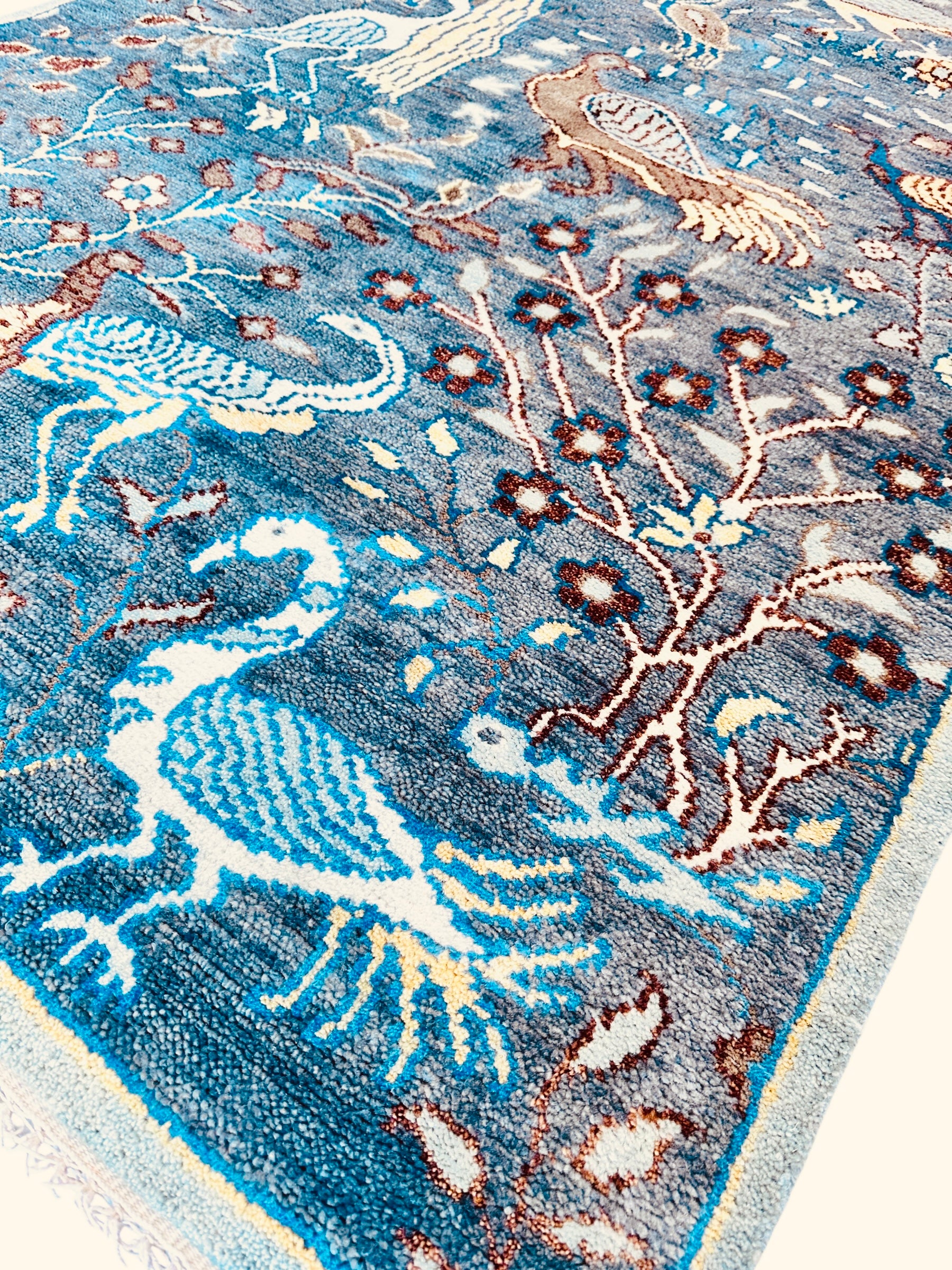 Blue Birds of Paradise Tree of Life Design Hand Loomed Rug 4’ x 6’