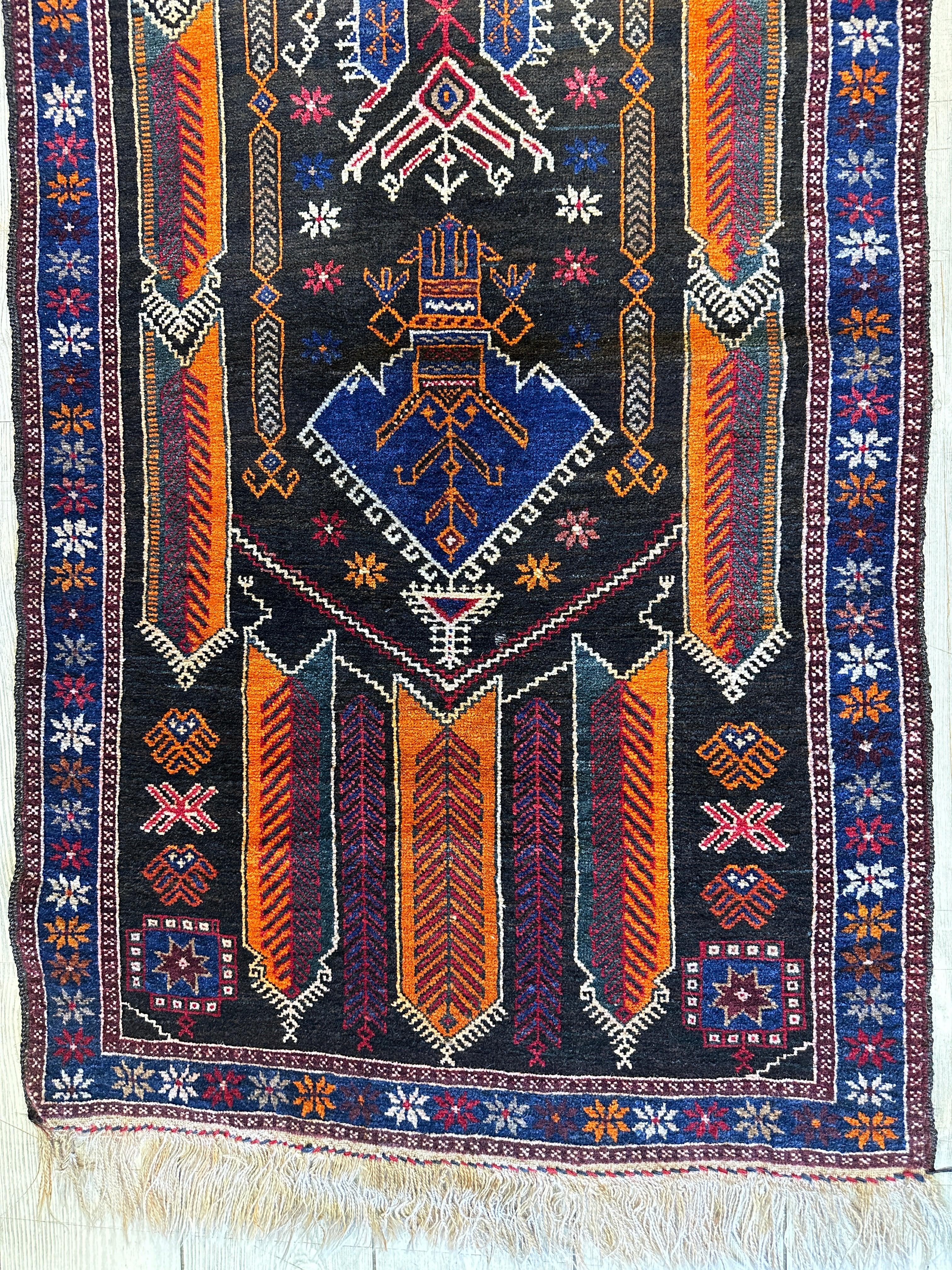 Beautiful Tribal Afghani Wool Prayer Rug 2’7” x 4’3”