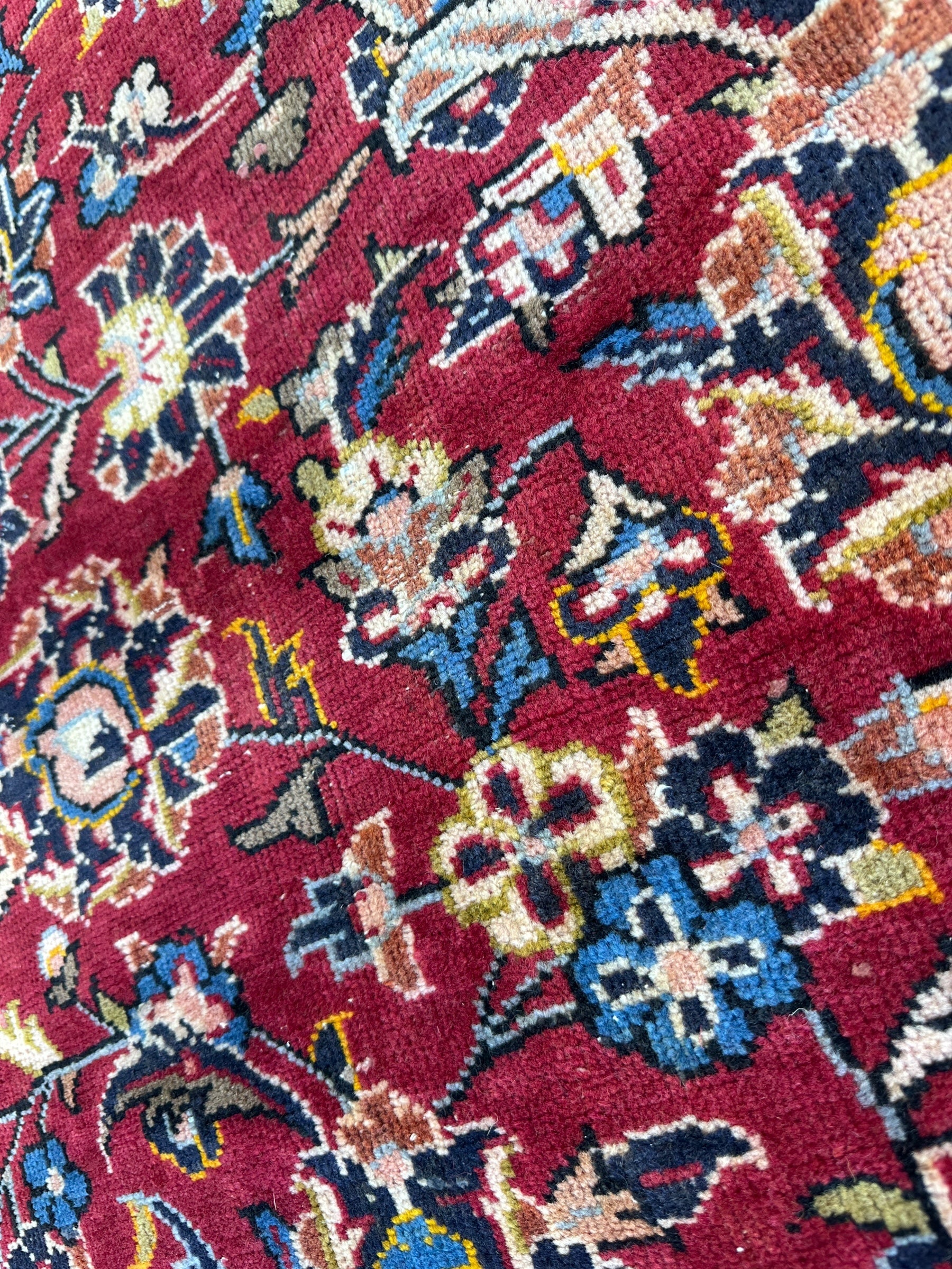 Vintage Hand-Knotted Persian Kashan Wool Rug – 1950s – 6'3" x 9'5"