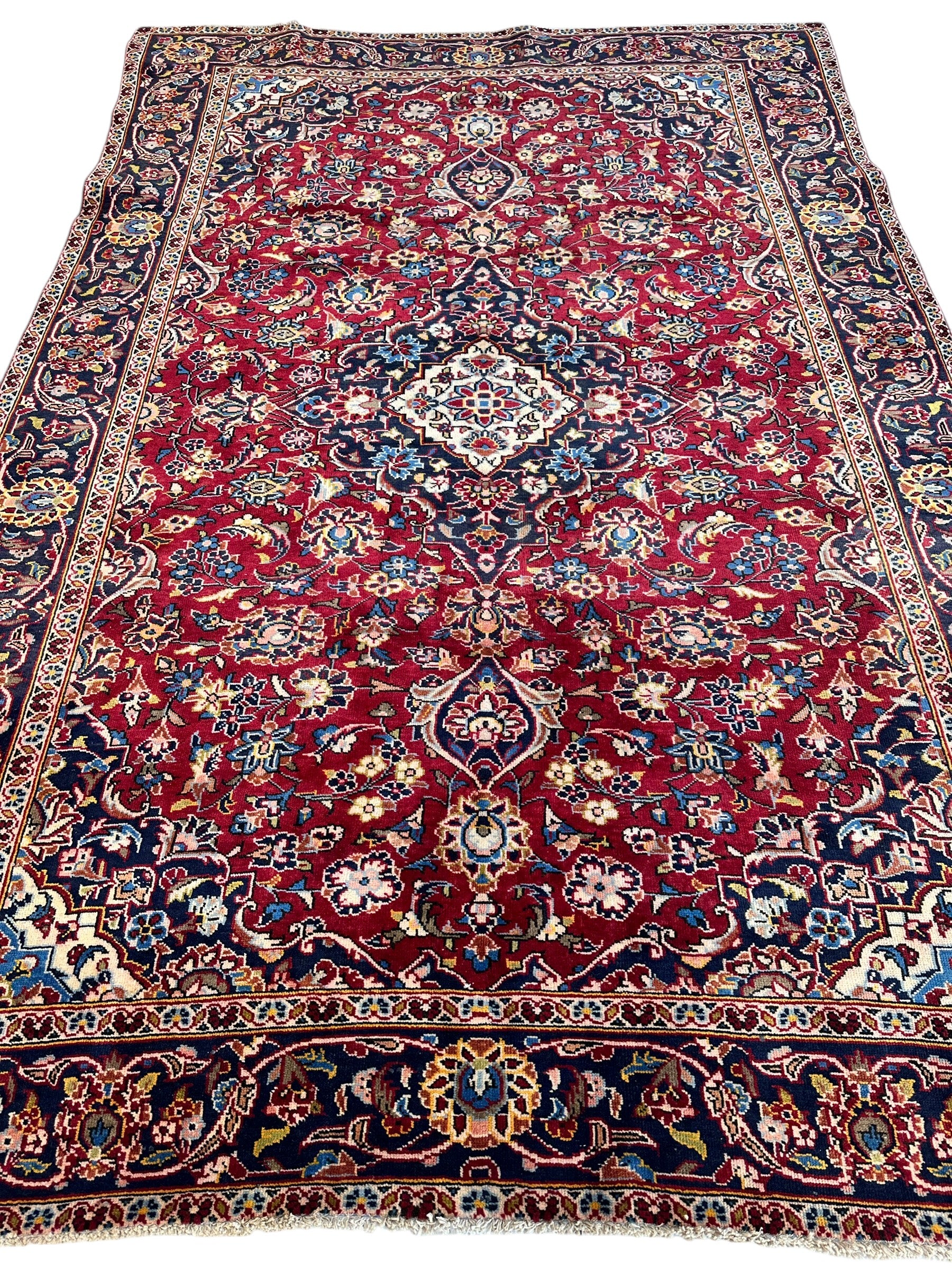 Vintage Hand-Knotted Persian Kashan Wool Rug – 1950s – 6'3" x 9'5"