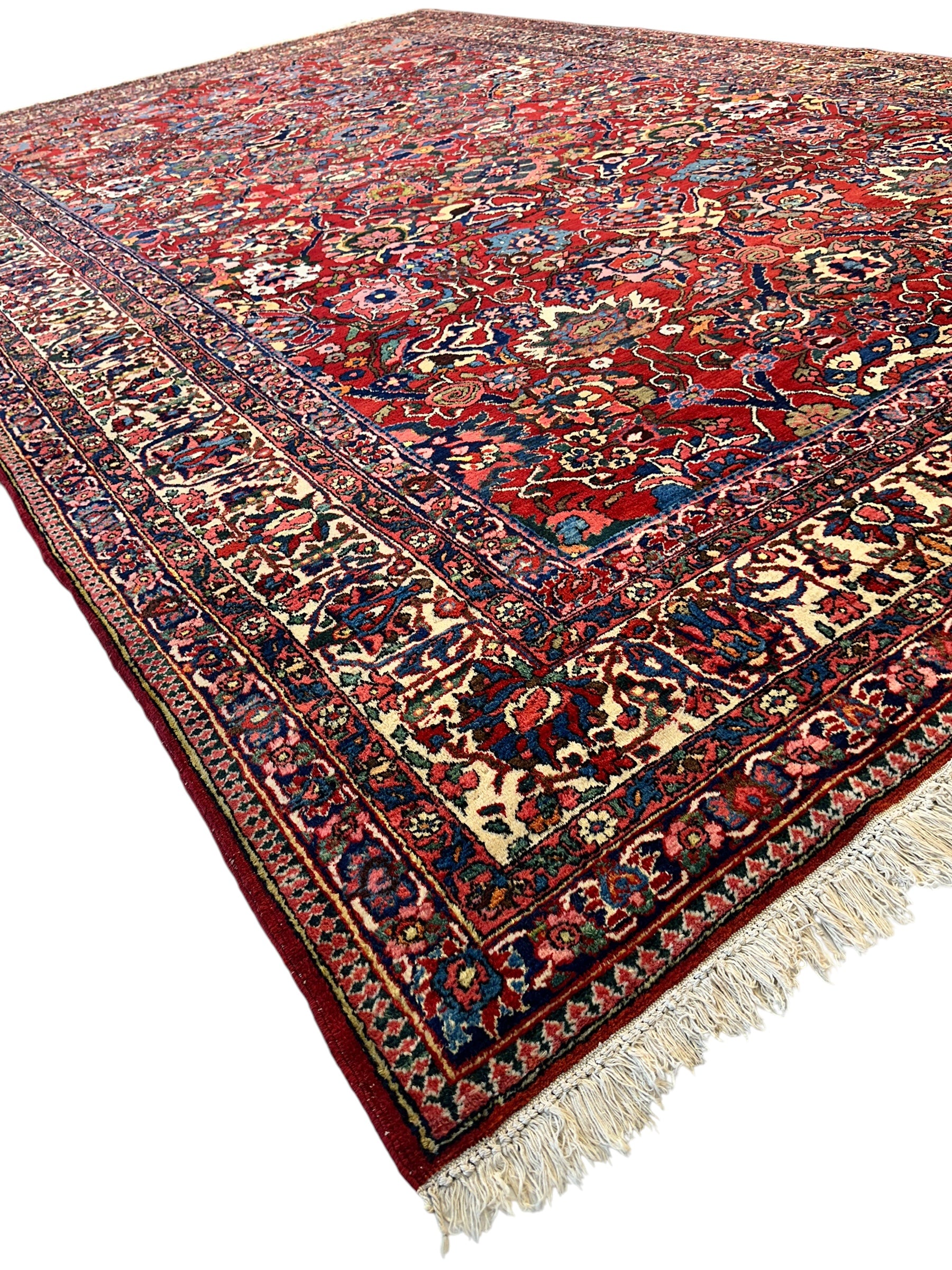 Antique Persian Bakhtiari Rug – Timeless Masterpiece 8'6" x 13'2"