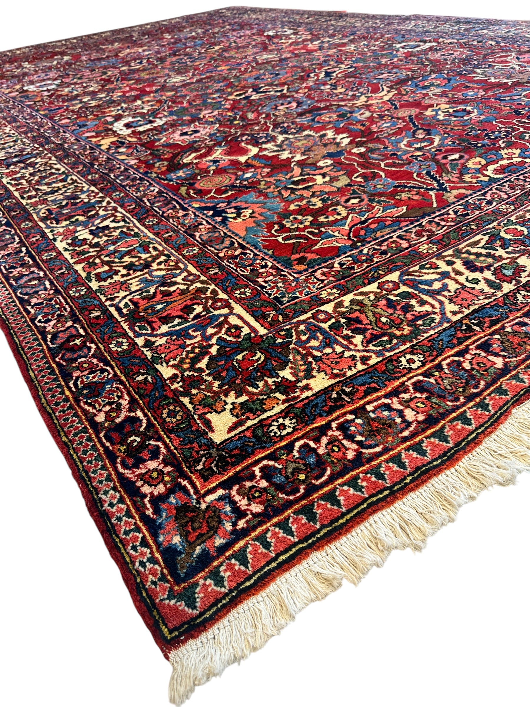 Antique Persian Bakhtiari Rug – Timeless Masterpiece 8'6" x 13'2"