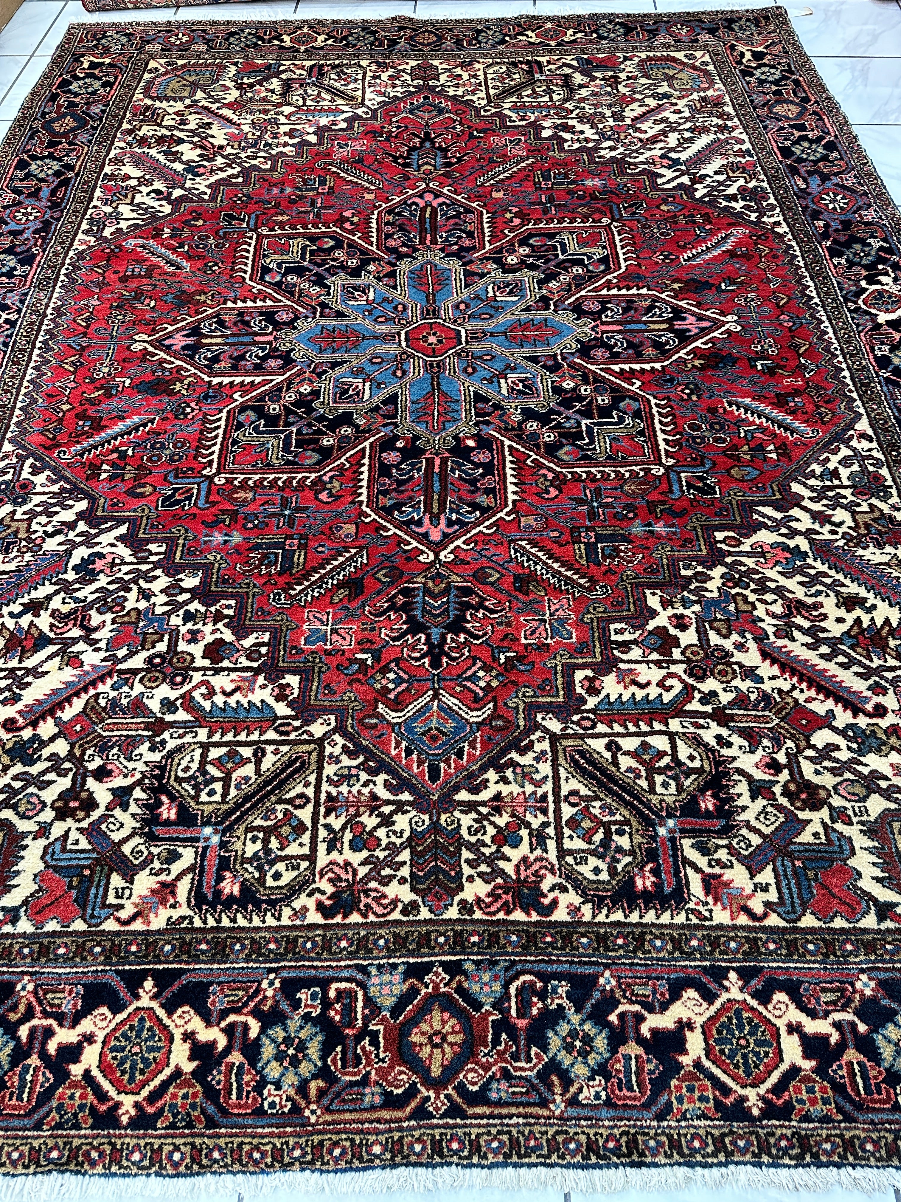 Hand-Knotted Persian Heriz Wool Rug – 9’ x 12’ – Geometric Medallion Design