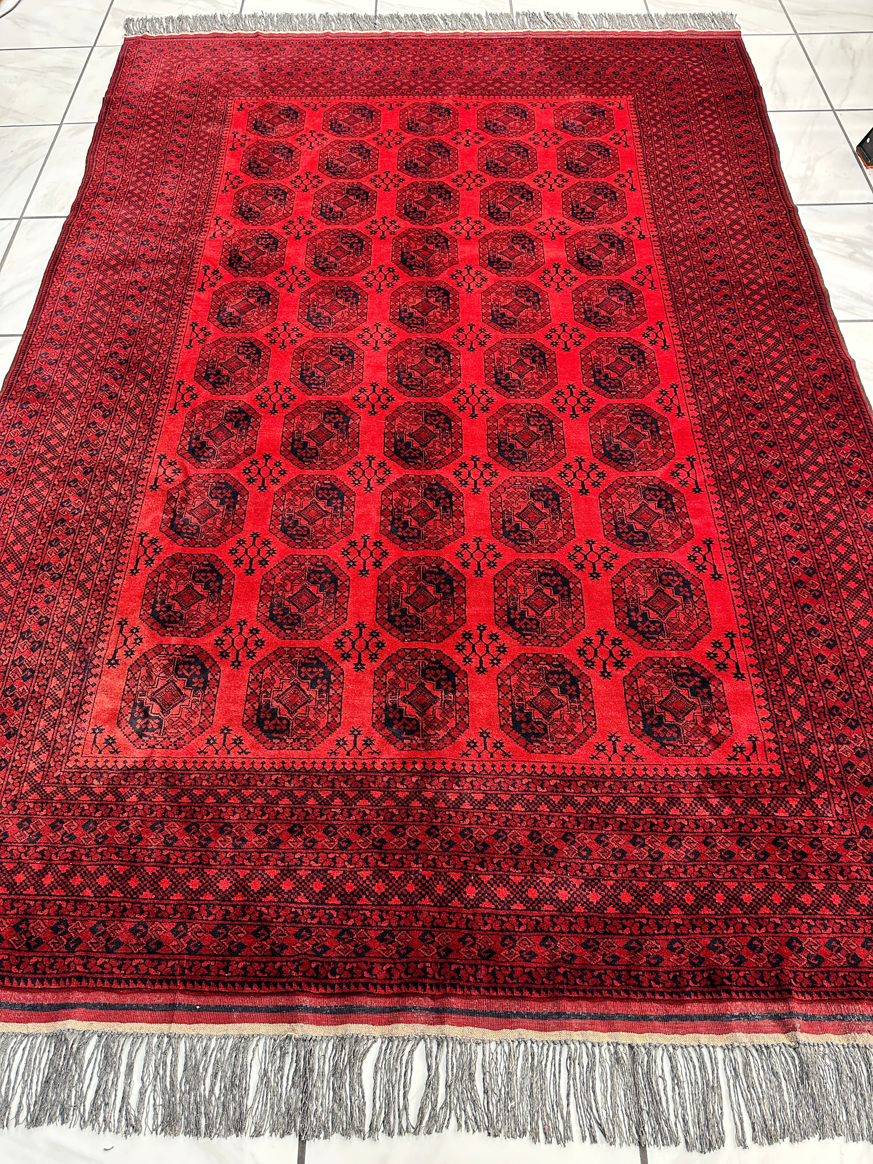 Hand-Knotted Turkoman Ersari Wool Rug – 6’7” x 9’6” – Rich Red Tones, Geometric Design