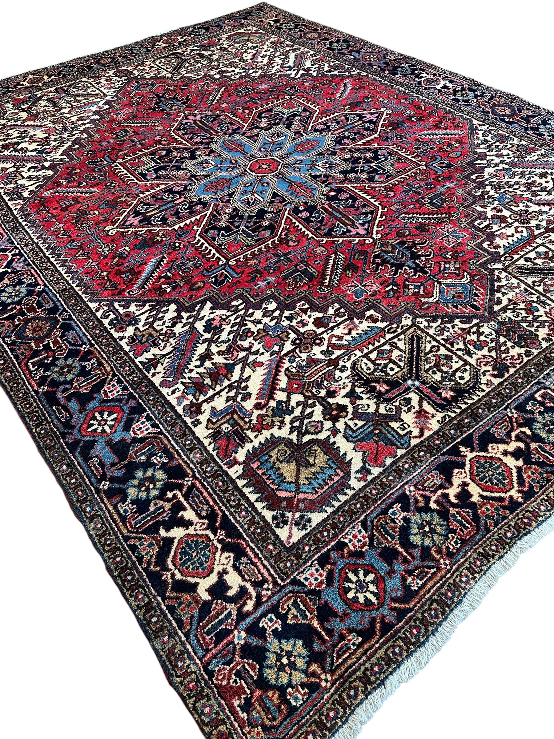 Hand-Knotted Persian Heriz Wool Rug – 9’ x 12’ – Geometric Medallion Design