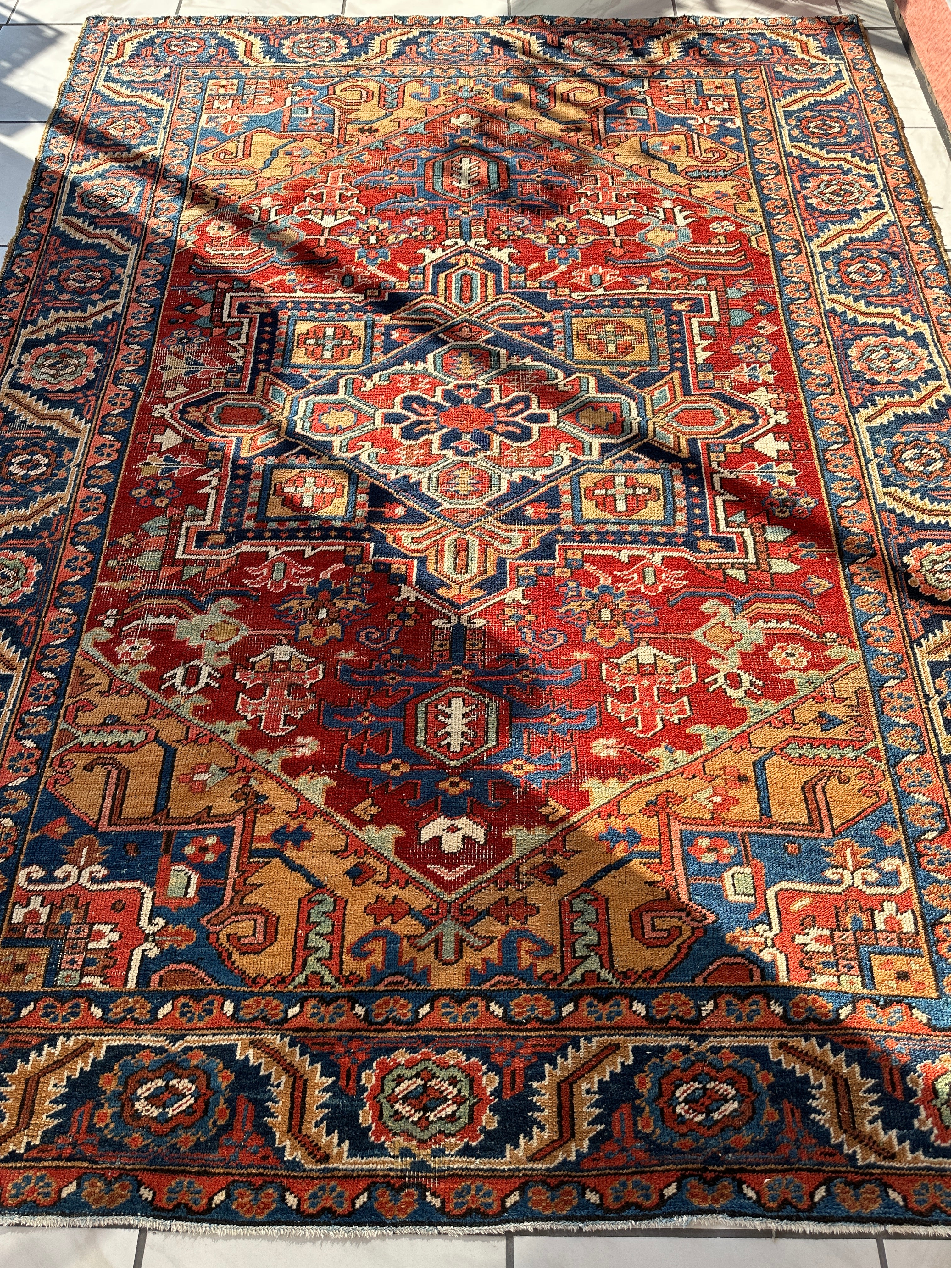 Antique Persian Herize Area Rug 6’10” x 9’1”