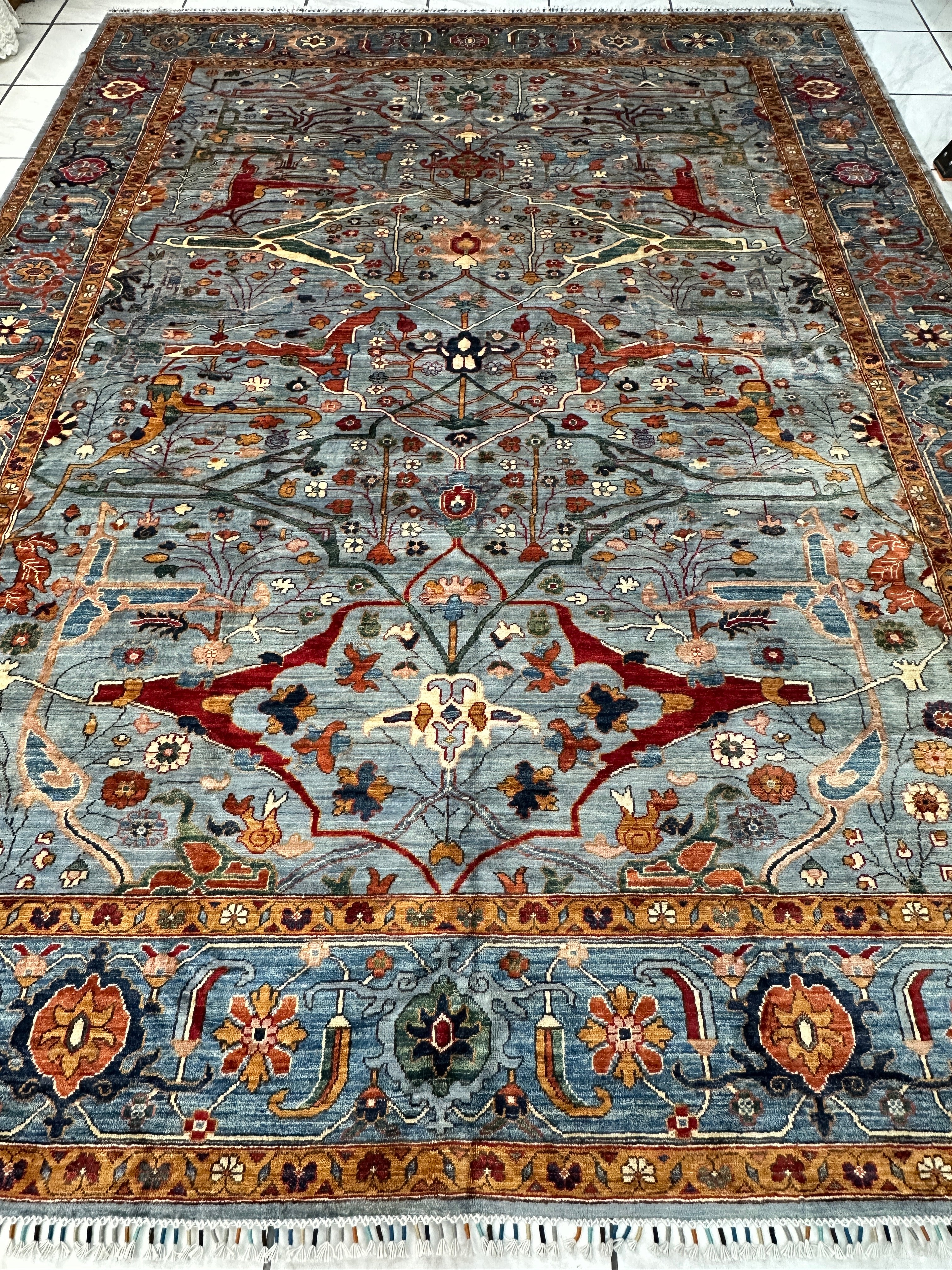 Hand-Knotted Trasitional Serapi Ghazni Wool Rug – 9’1” x 12’ – Intricate Floral Design