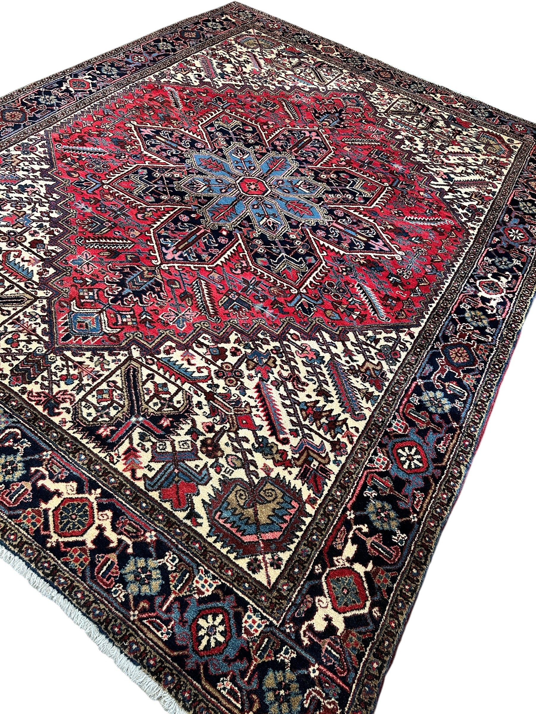 Hand-Knotted Persian Heriz Wool Rug – 9’ x 12’ – Geometric Medallion Design