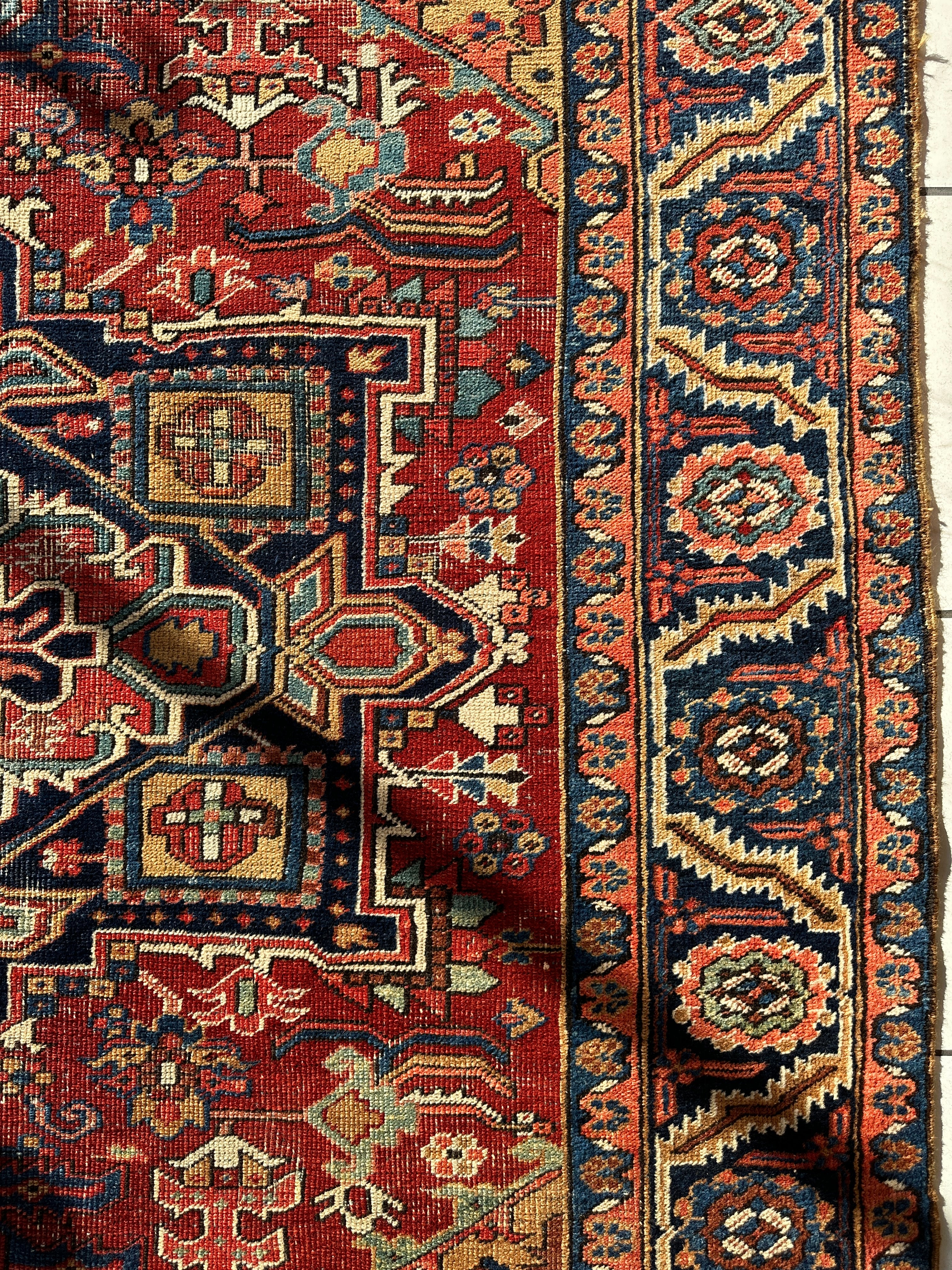 Antique Persian Herize Area Rug 6’10” x 9’1”