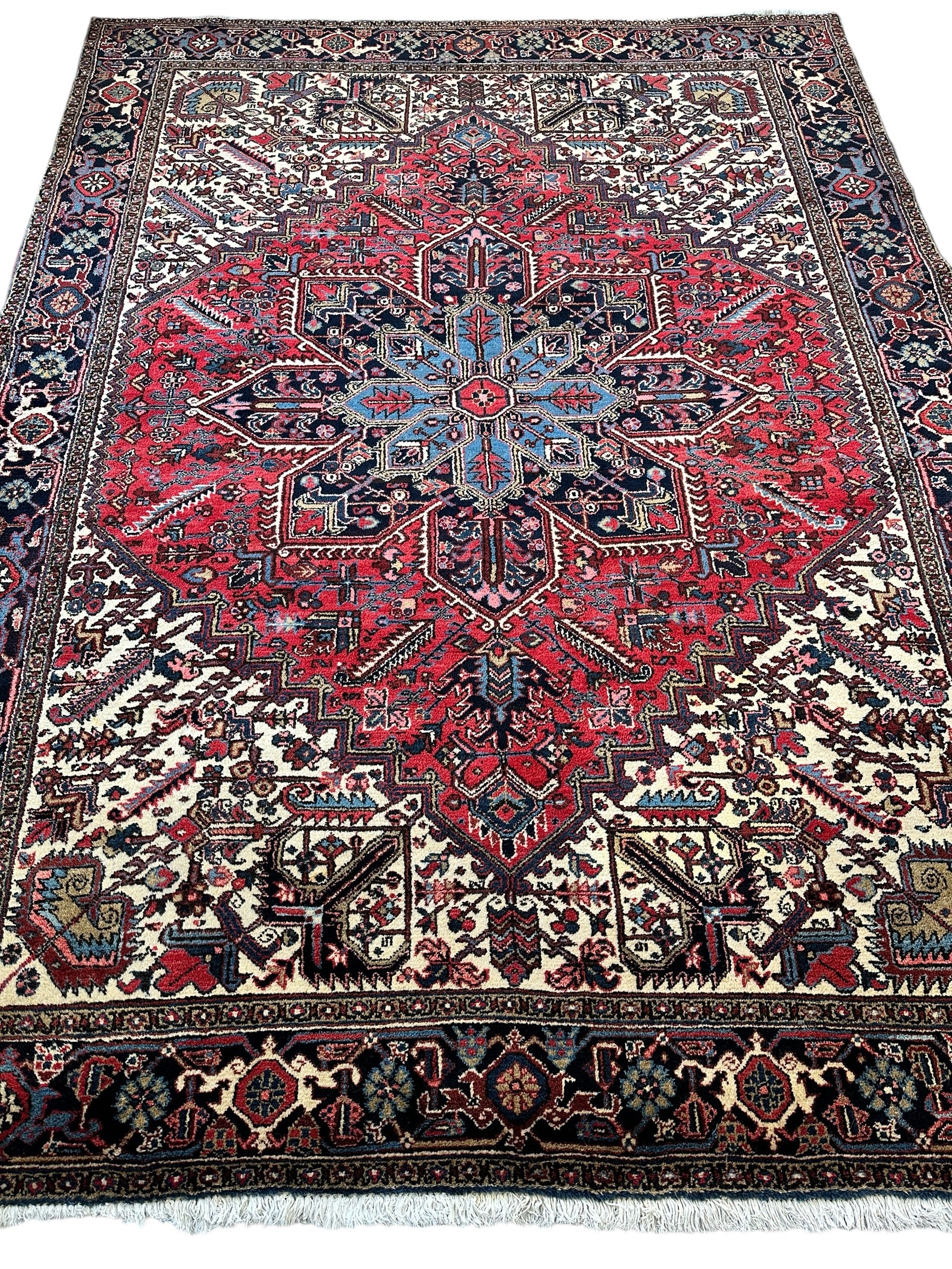 Hand-Knotted Persian Heriz Wool Rug – 9’ x 12’ – Geometric Medallion Design