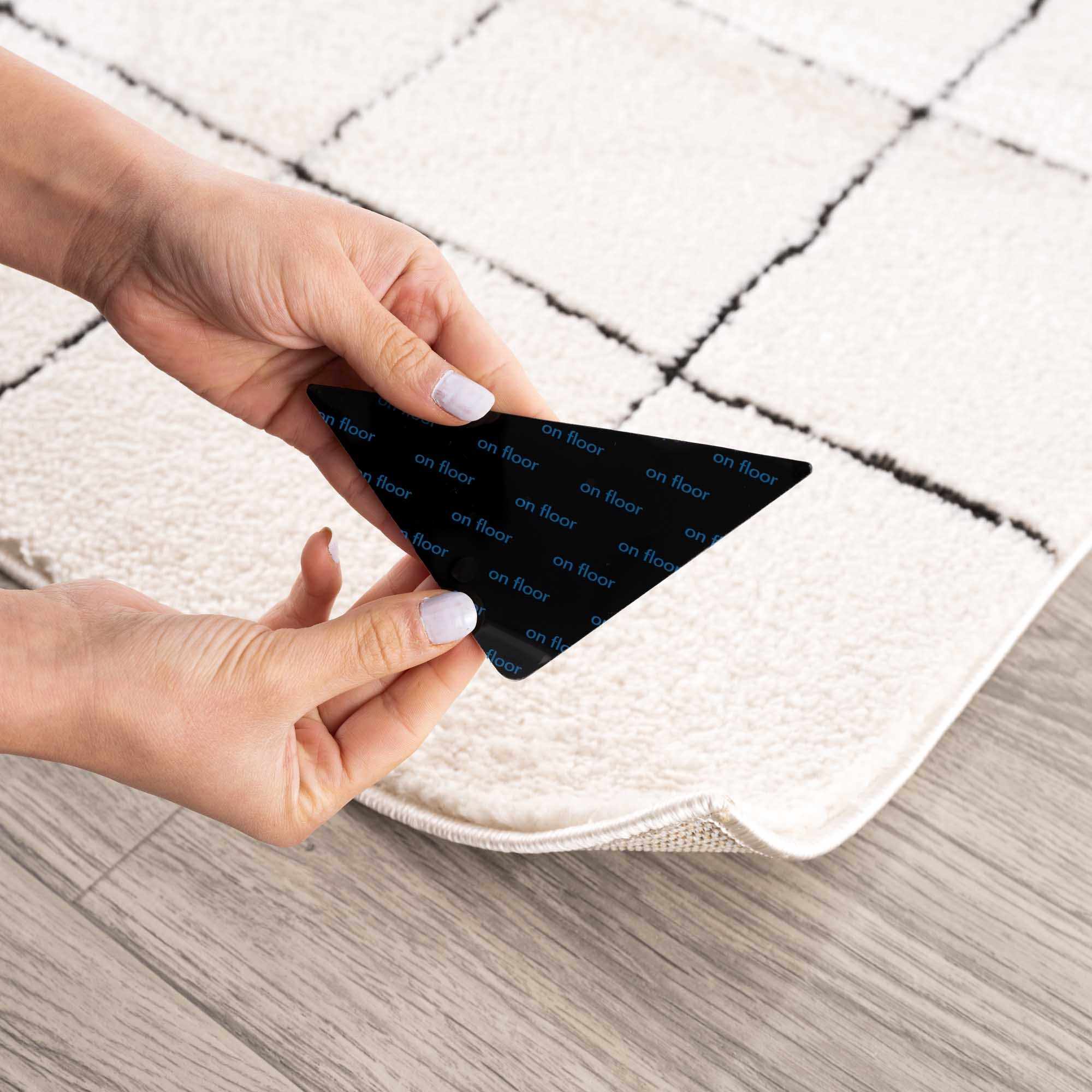 Thin Anti-Slip Corner Pads