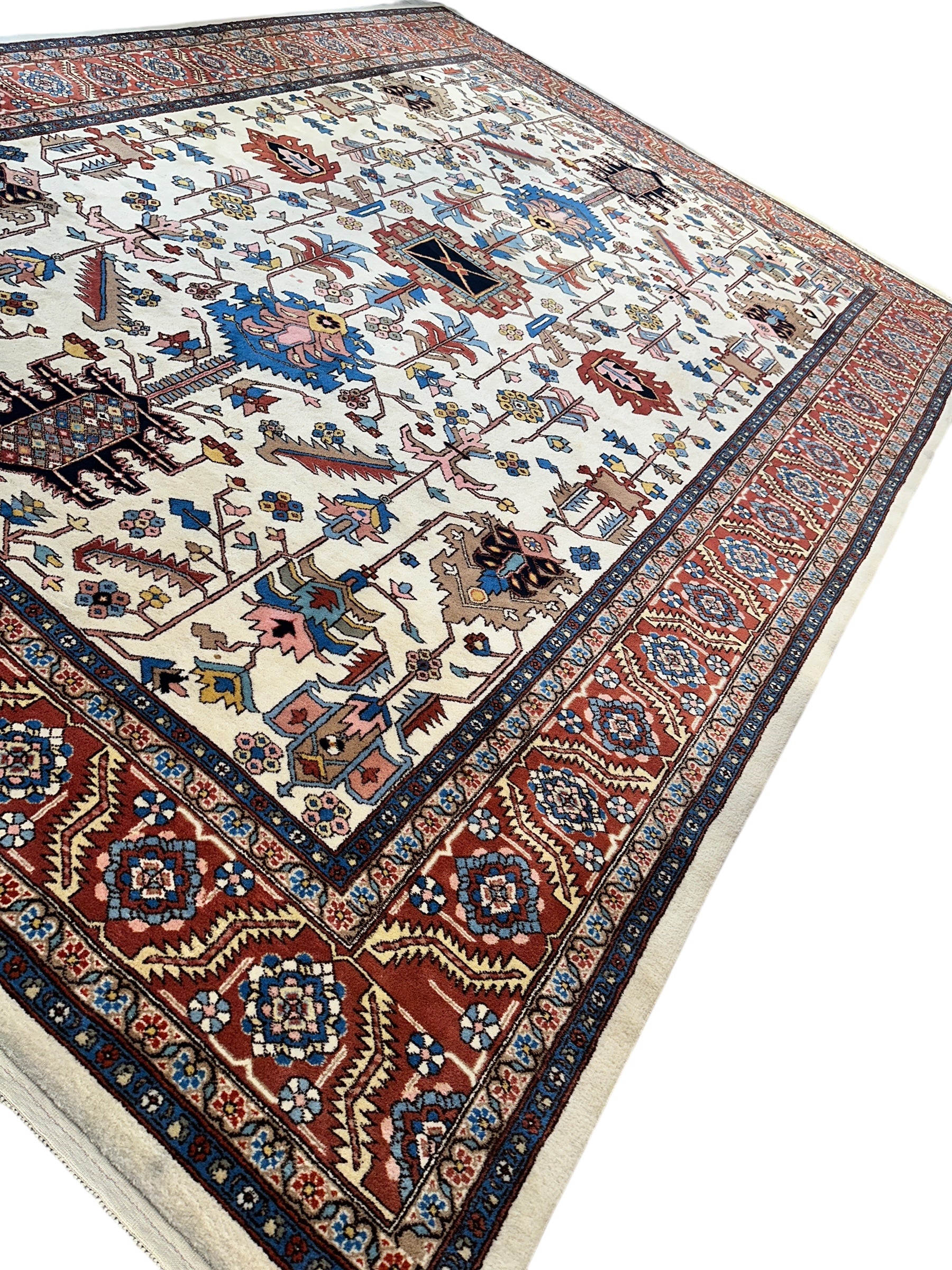 Hand-Knotted Vintage Afghani Serapi Wool Rug – 10'10" x 15'10" – Elegant Traditional Area Rug