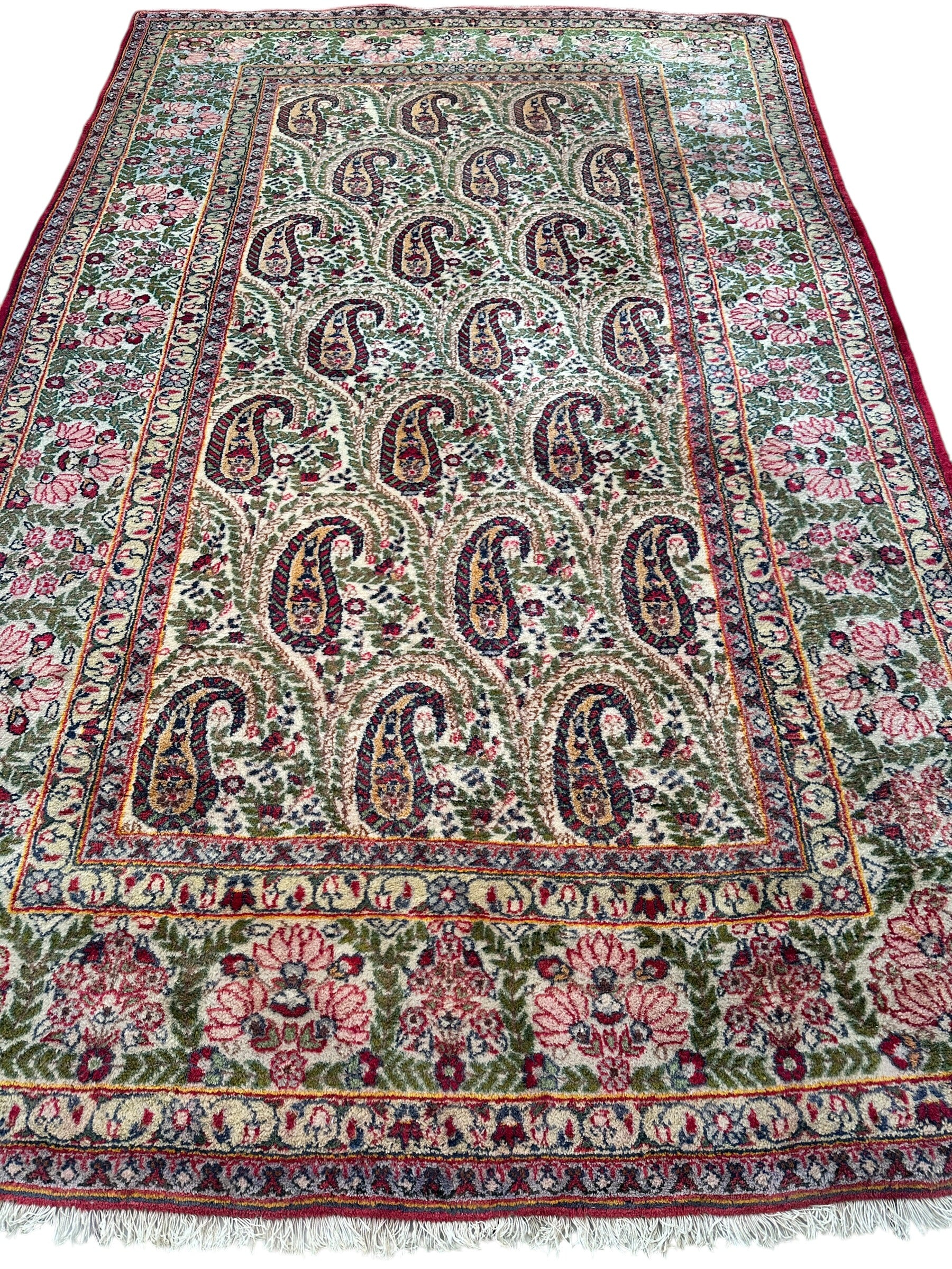 Vintage Hand-Knotted Paisley Senneh Rug – 6'1" x 9'4" – Sanandaj Persian Wool Rug