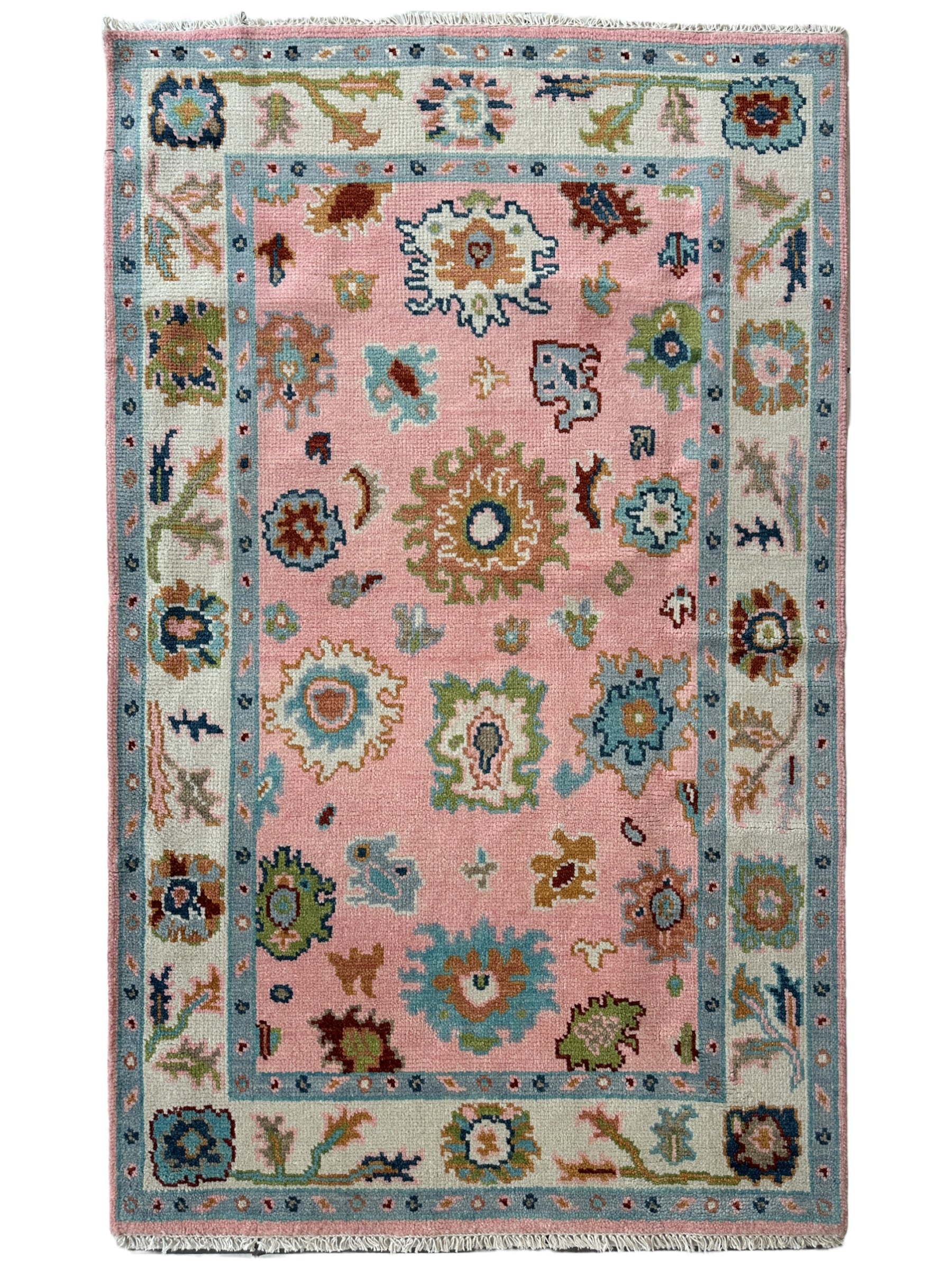 Fine Hand-knotted Indo-oushak Rug 4’ x 6’