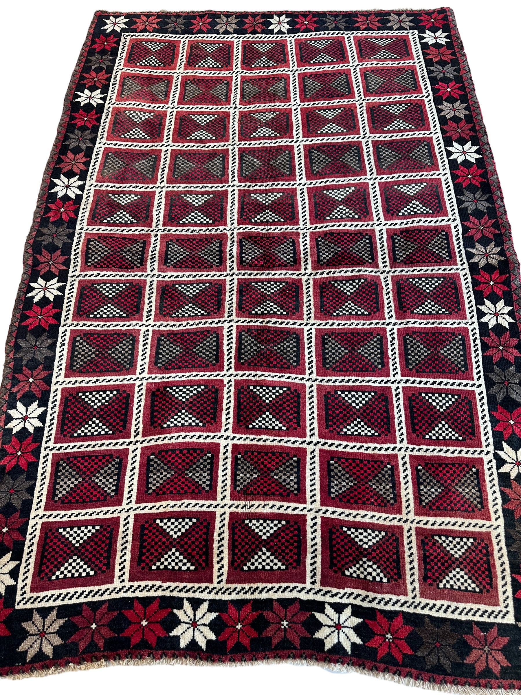 Hand-knotted Persian Tribal Khorramabad Wool Rug 4’3” x 6’10”