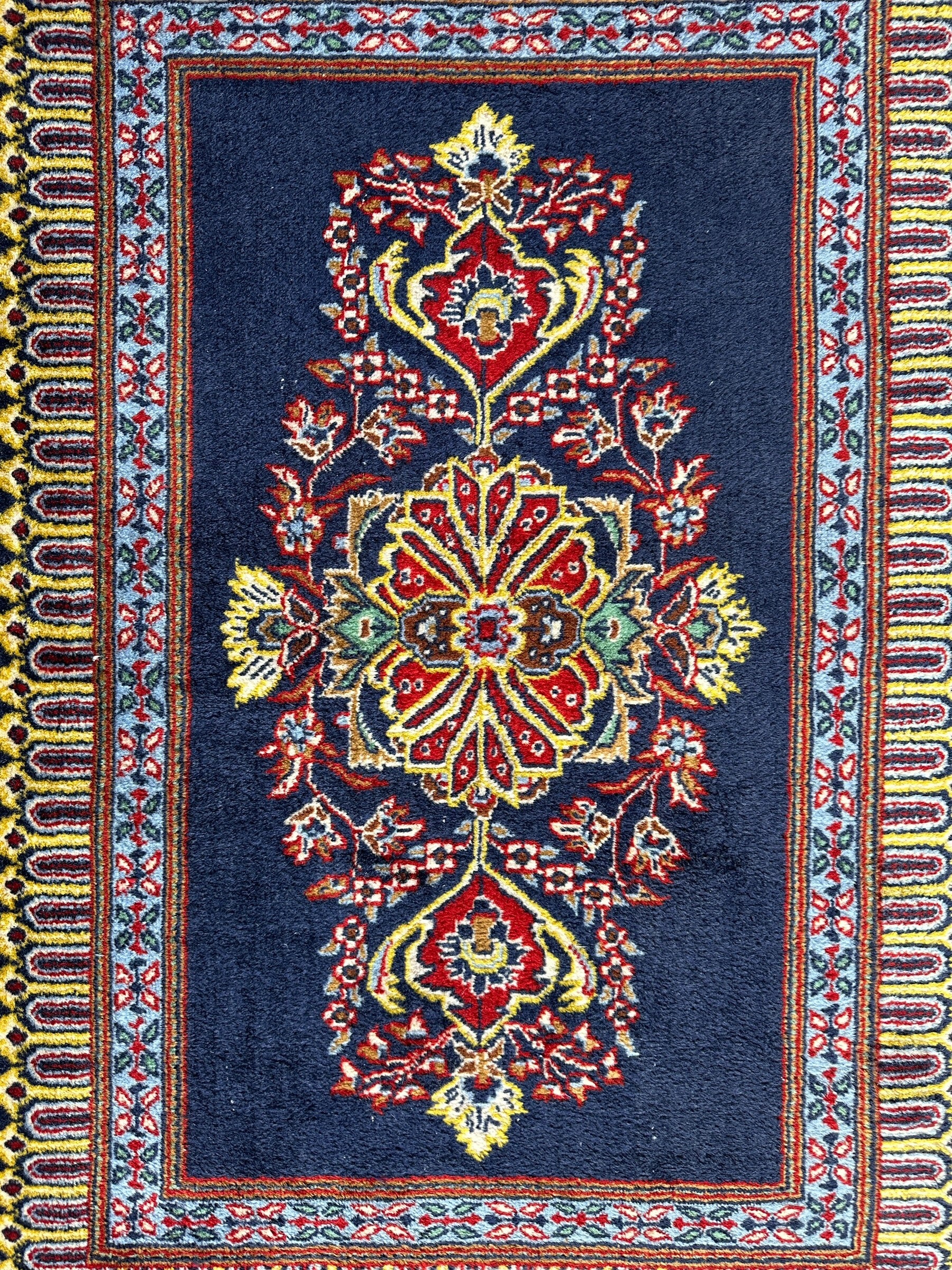 Incredible Persian Keshan Rug 2’6” x 3’6”