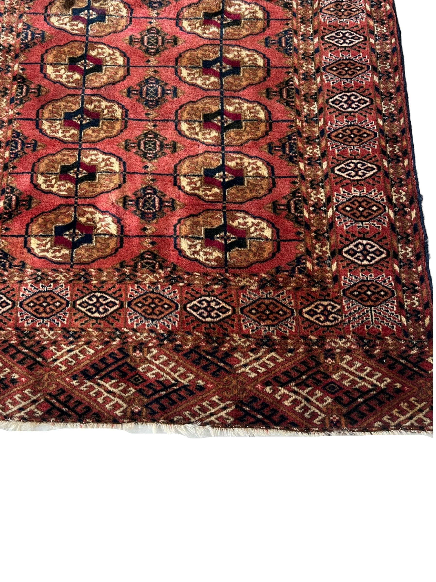 Vintage Tribal Turkoman Tekke Rug 3’4” x 4’