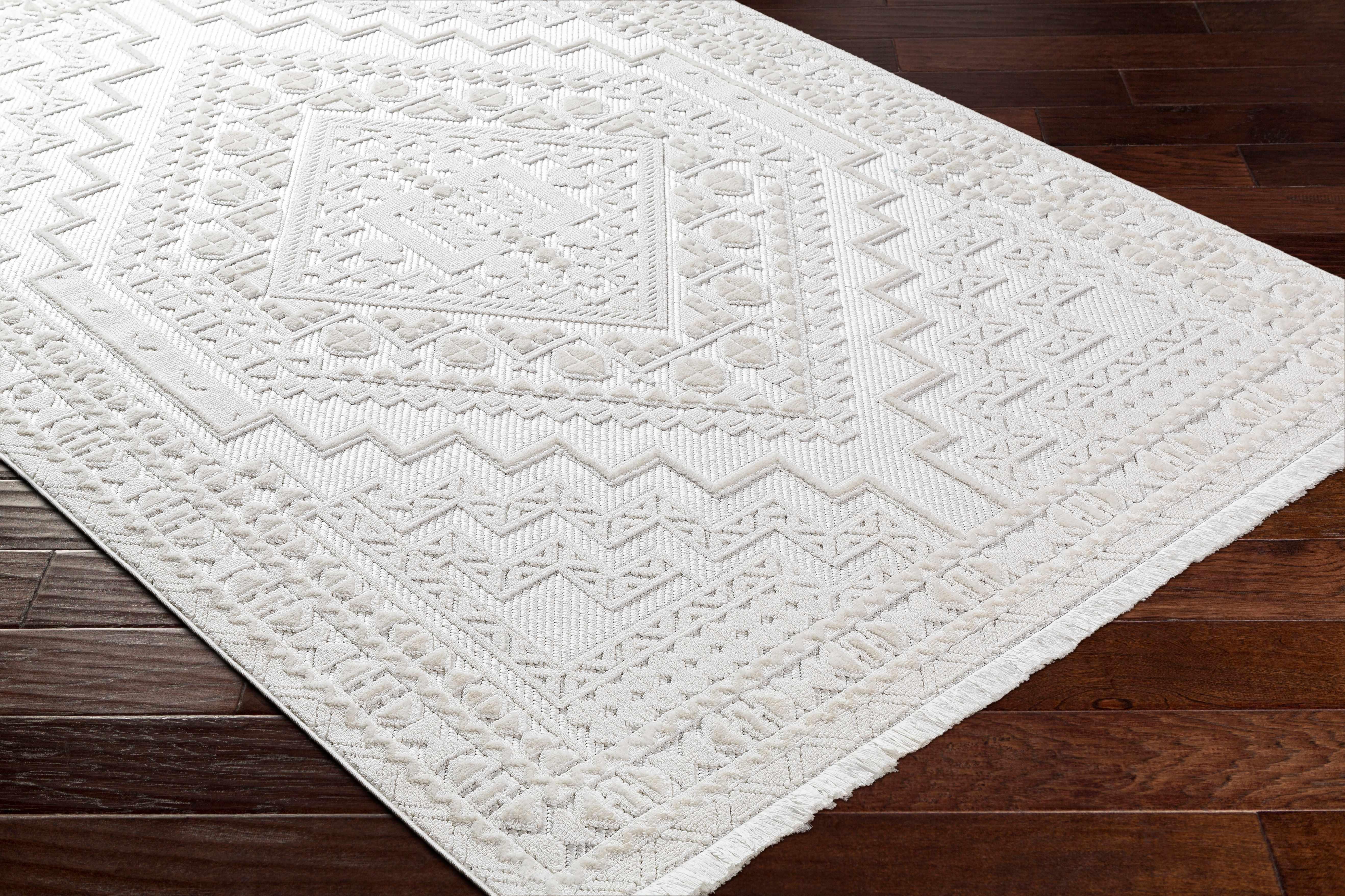 Alya White Fringe Rug