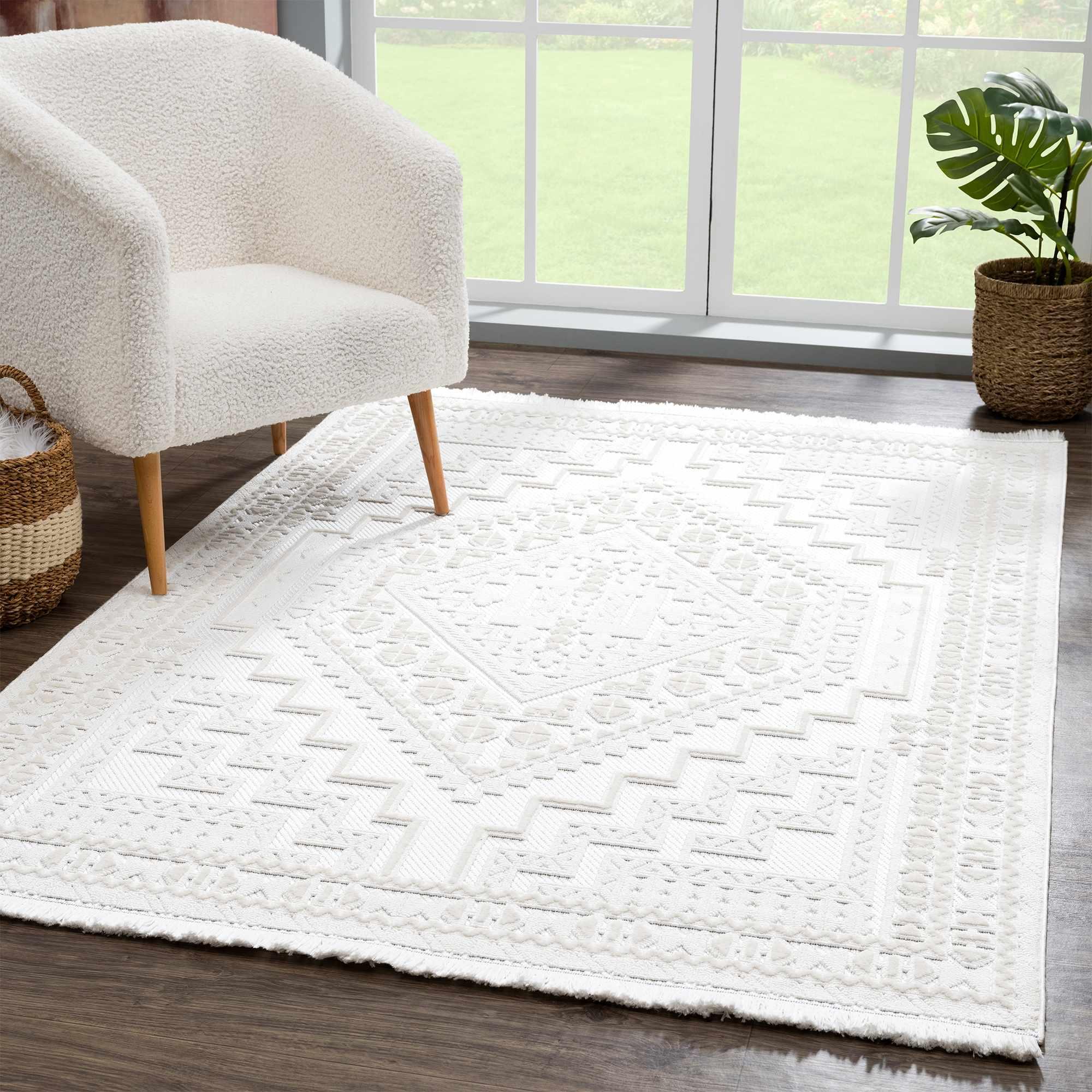 Alya White Fringe Rug