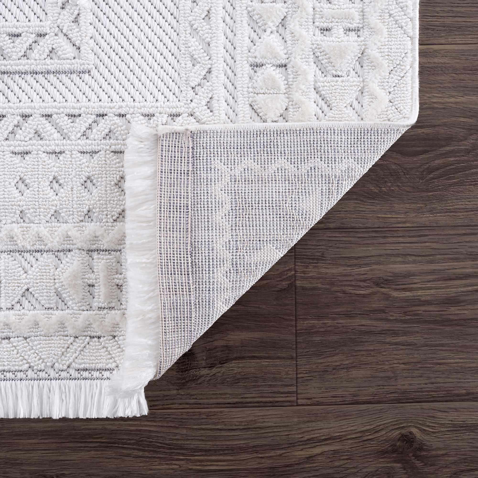 Alya White Fringe Rug