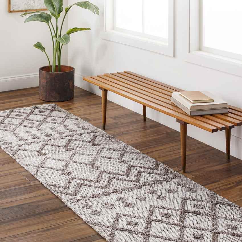 Amargeti Global Cream/Brown Area Rug