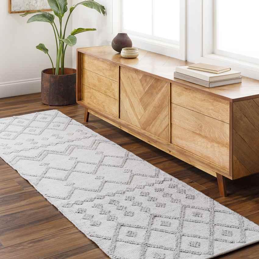 Amargeti Global Ivory/Slate Gray Area Rug