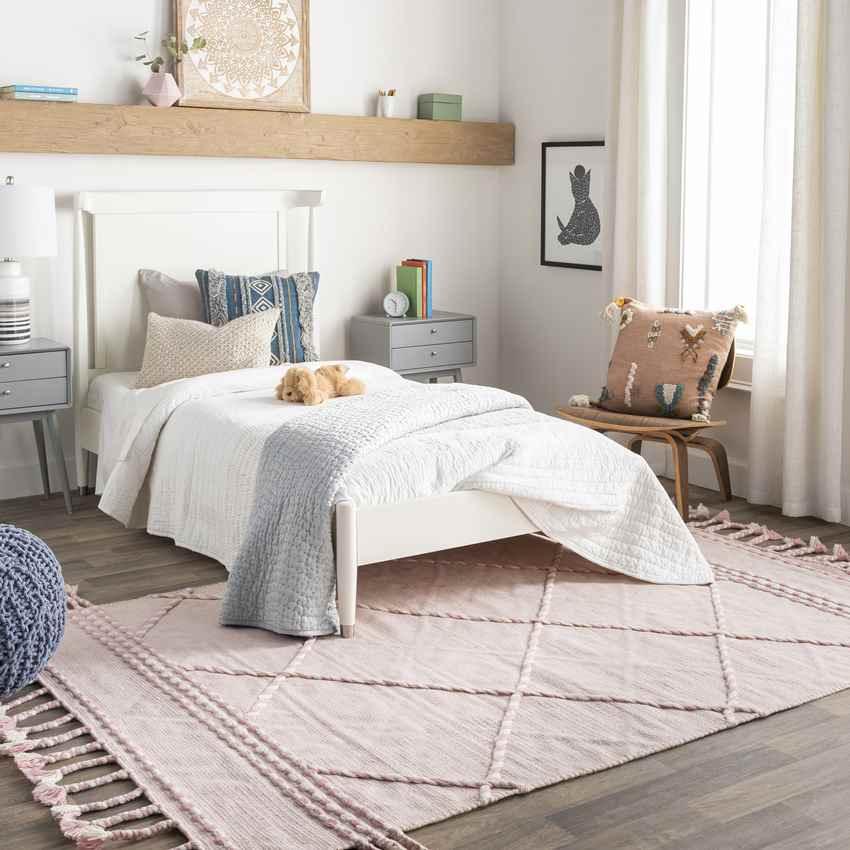 Ameland Global Pale Pink Area Rug