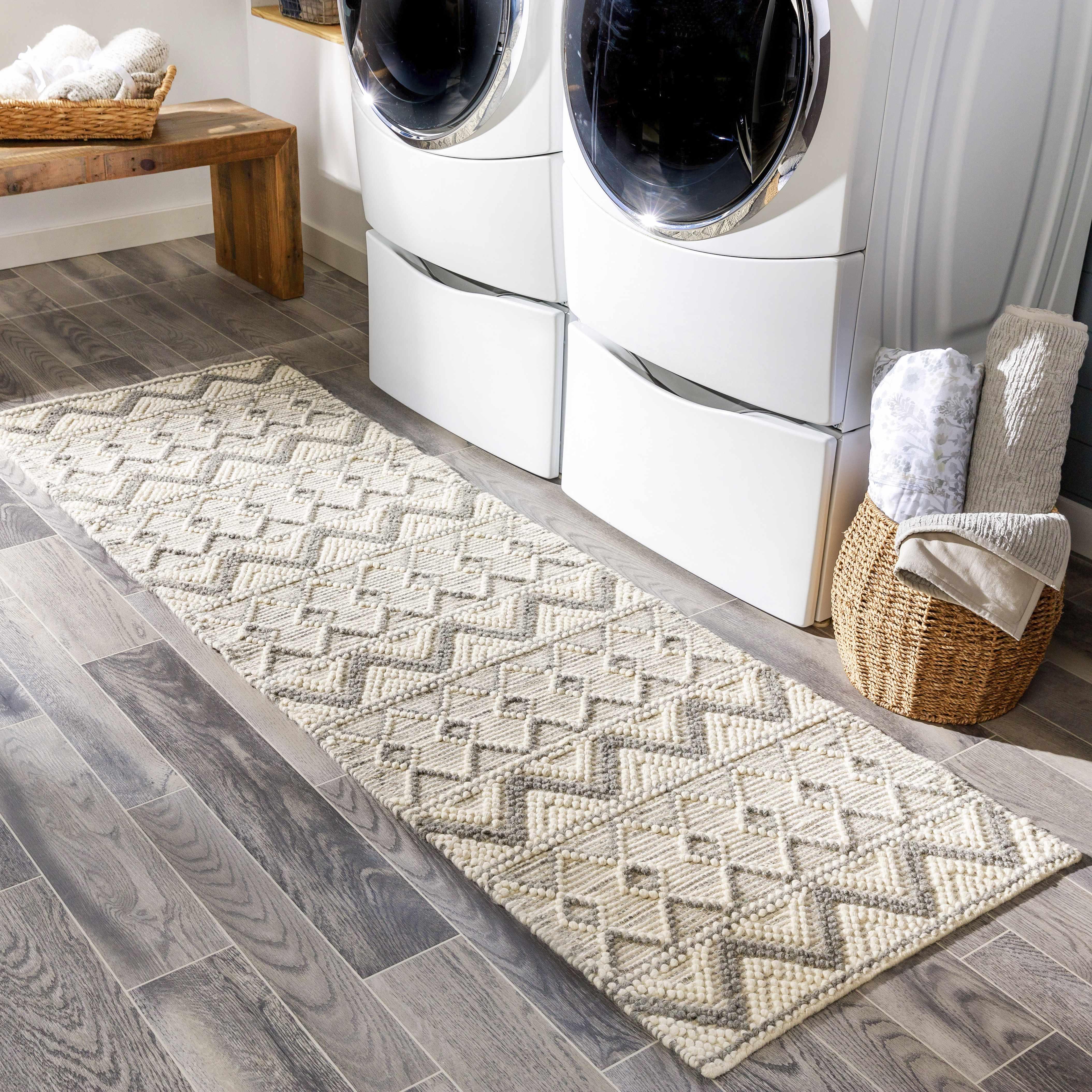 Antigo Wool Area Rug