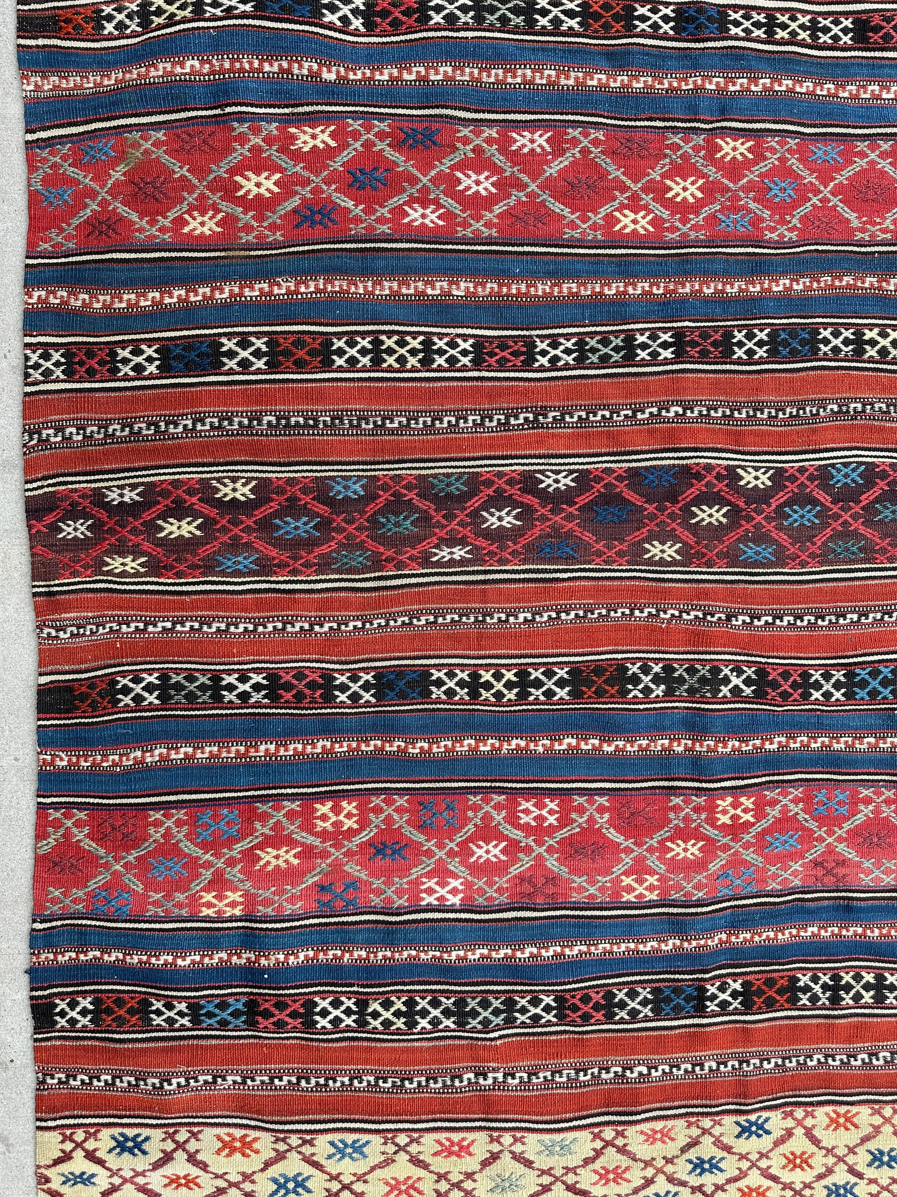 Antique Caucasian Shahsavan Soumak Rug 4’9” x 7’4”