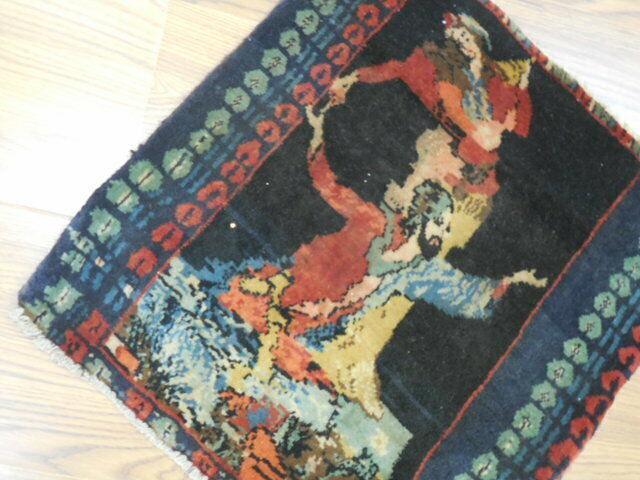 ANTIQUE UNIQUE PICTORAL OMARKHAYYAM RUG 1.5x1.8 Ft