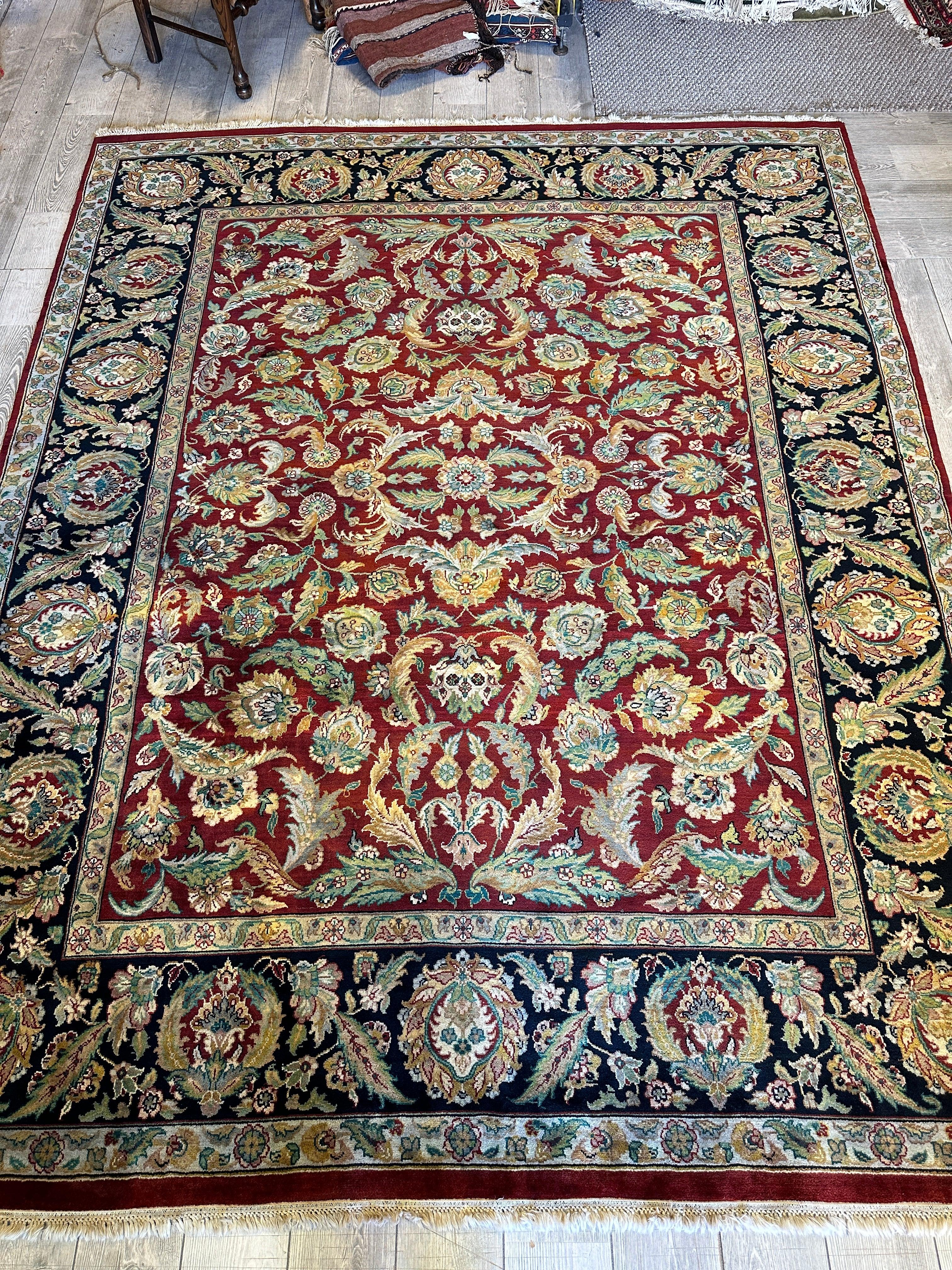 Beautifull Handmade Agra Area Rug 7’8” x 9’6”