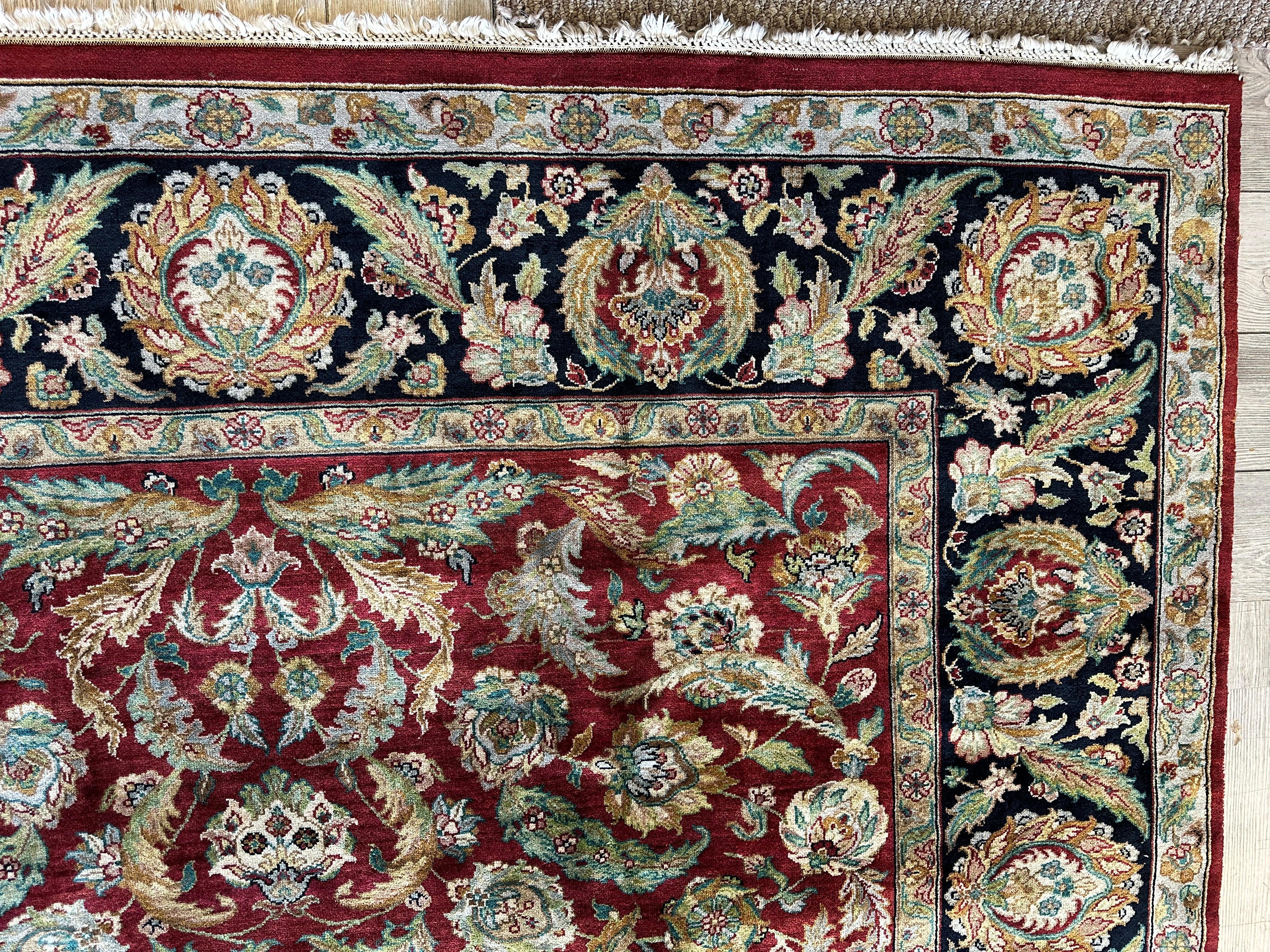 Beautifull Handmade Agra Area Rug 7’8” x 9’6”