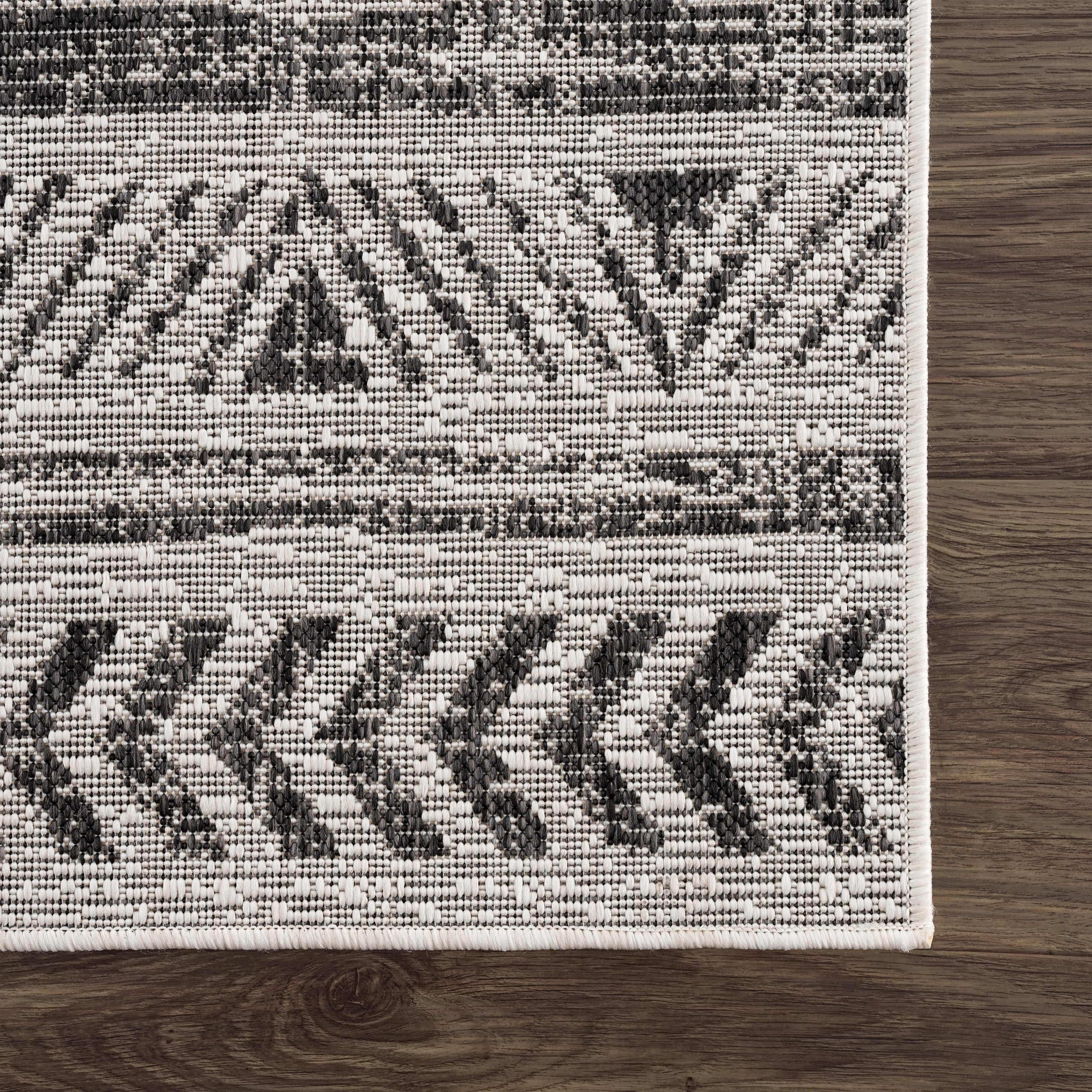 Catrine Area Rug