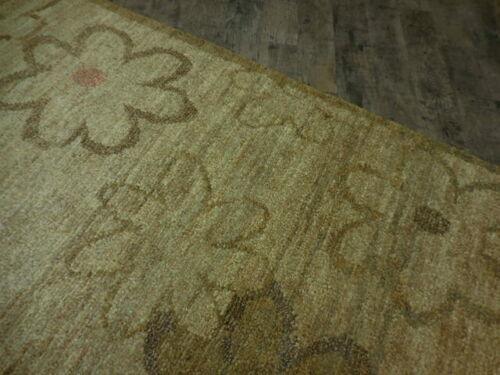 Contemporary Jute Like Large Knots Rug 5x8 Ft