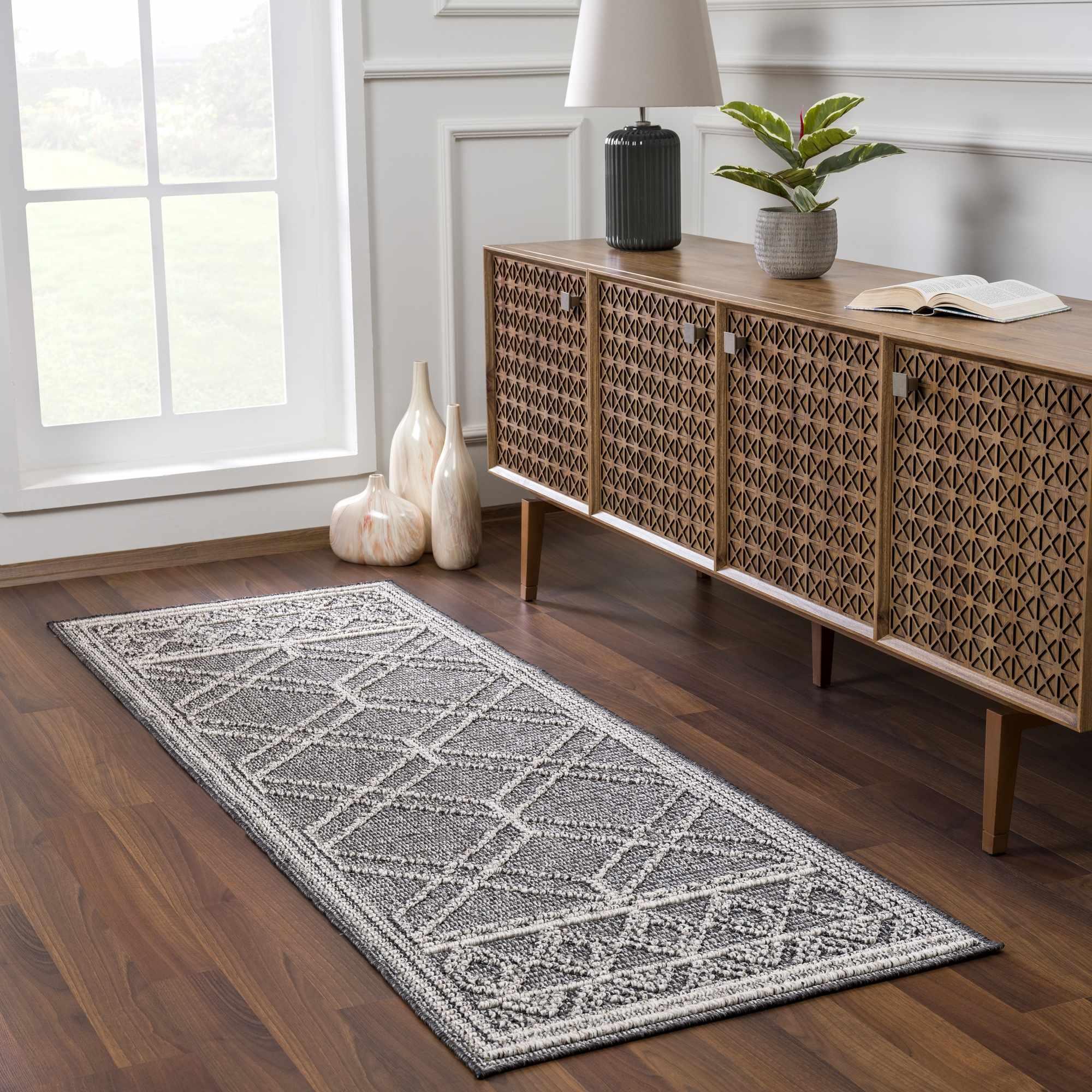 Diah Black & Bone Area Rug