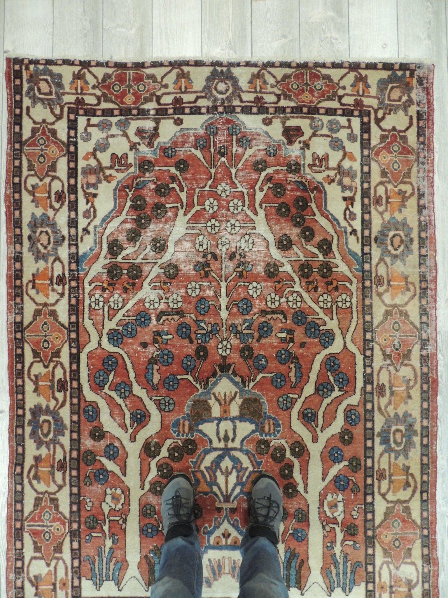 Exquisite Distressed Fine Persian Area Rug 5x7 Ft