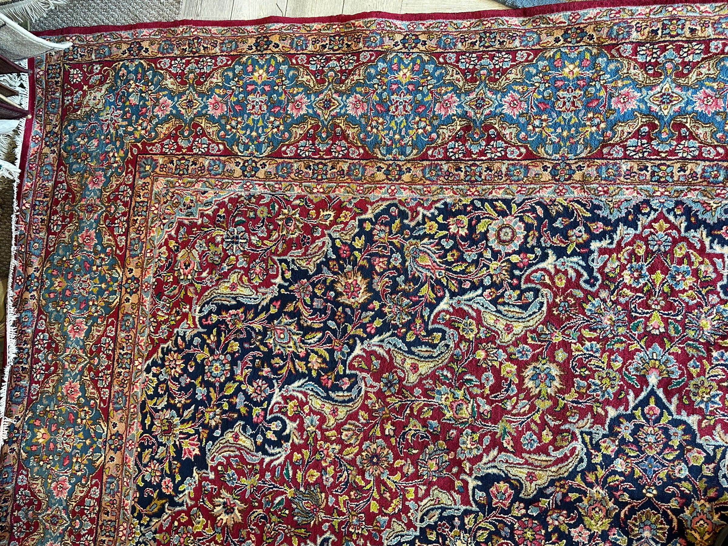 Exquisite Persian Vintage Medalian Rug 10 x 13