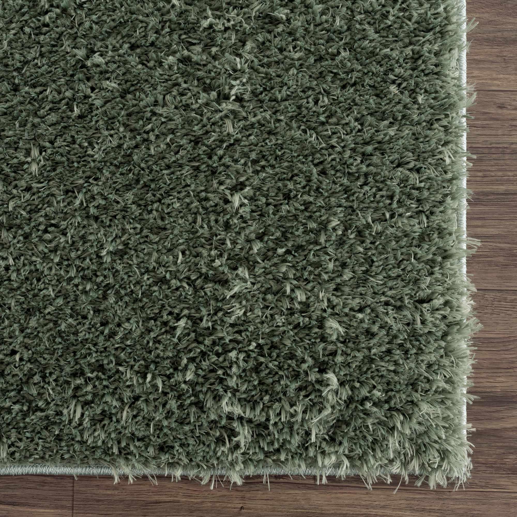 Faina Solid Green Shag Rug Washable