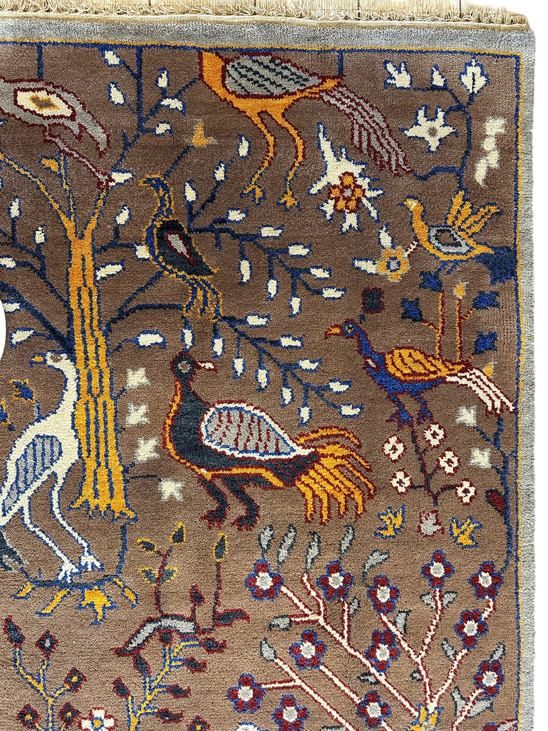 Fine Hand-Knotted Birds Pictorial Throw Rug 4 x 6