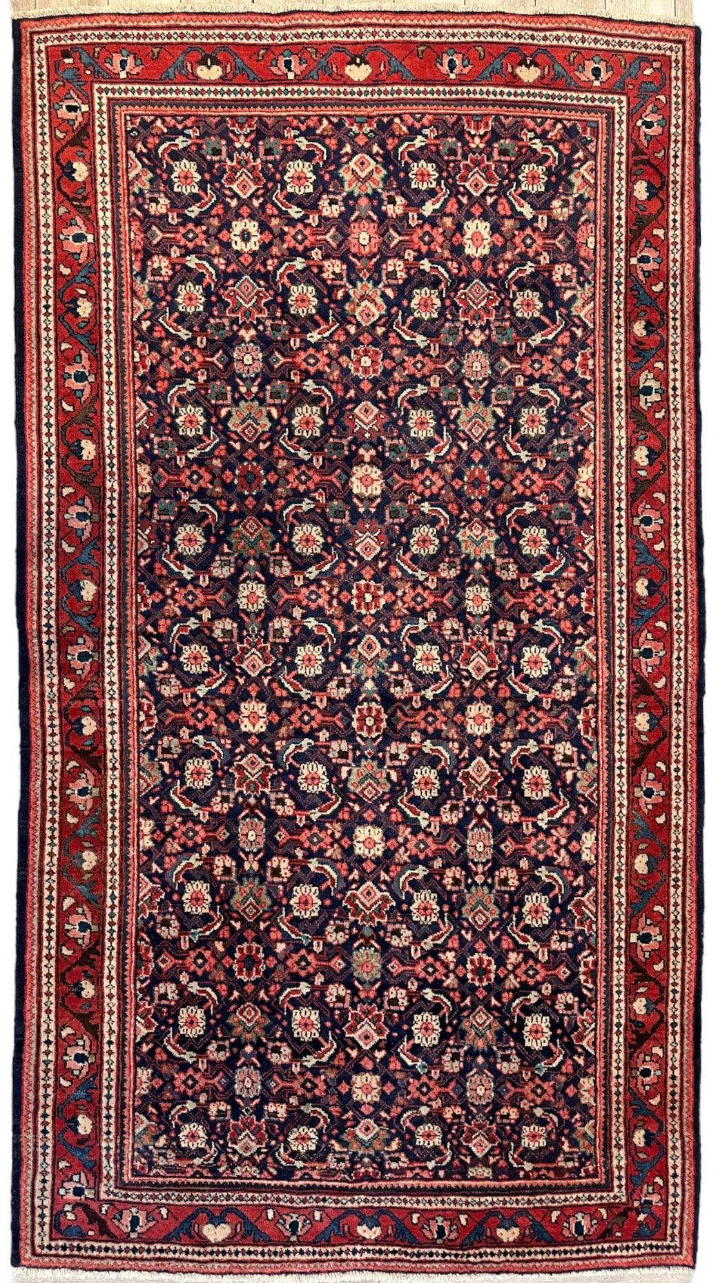 Fine Hand-Knotted Persian Arak Area Rug 5’6” x 10’3”