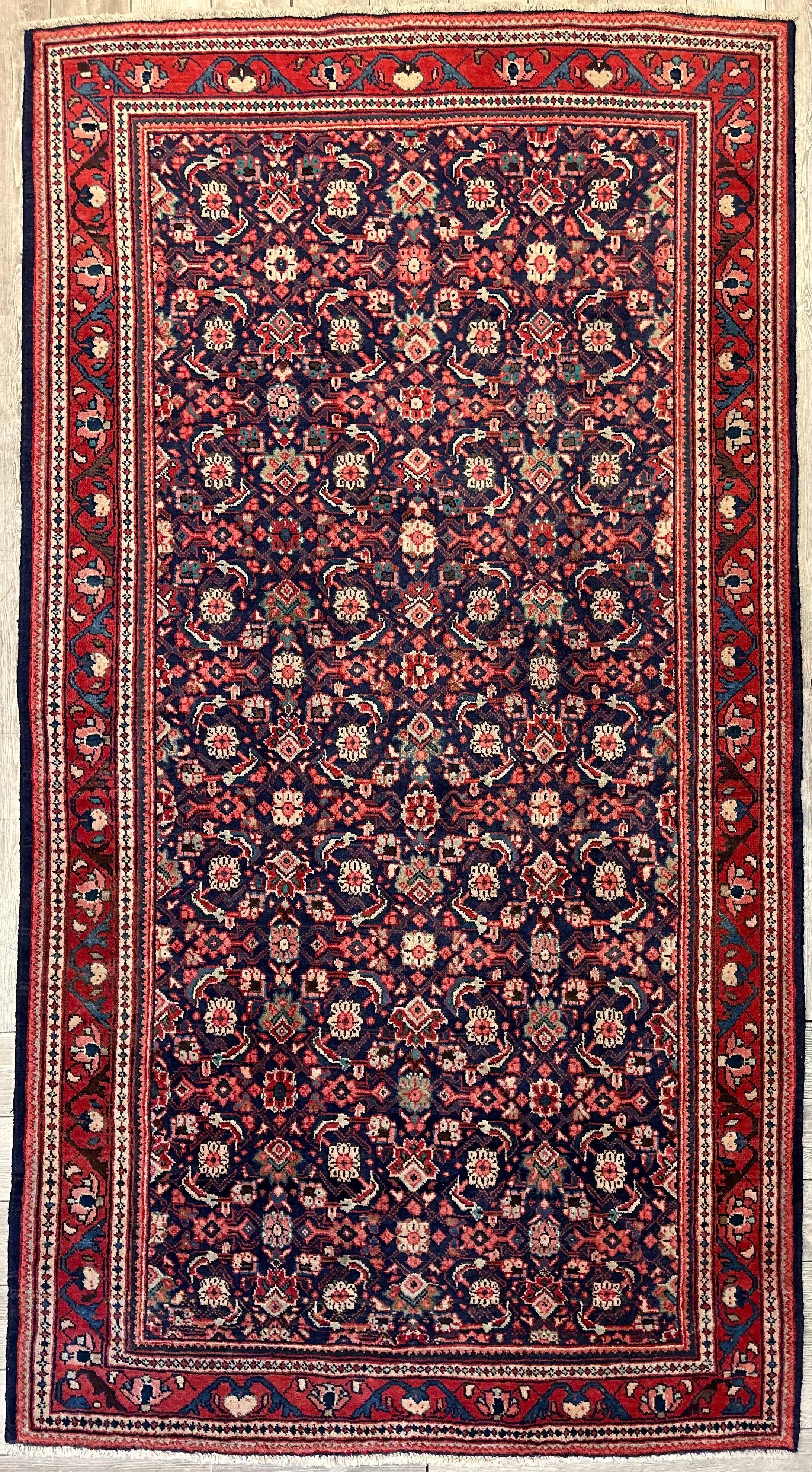 Fine Hand-Knotted Persian Arak Area Rug 5’6” x 10’3”