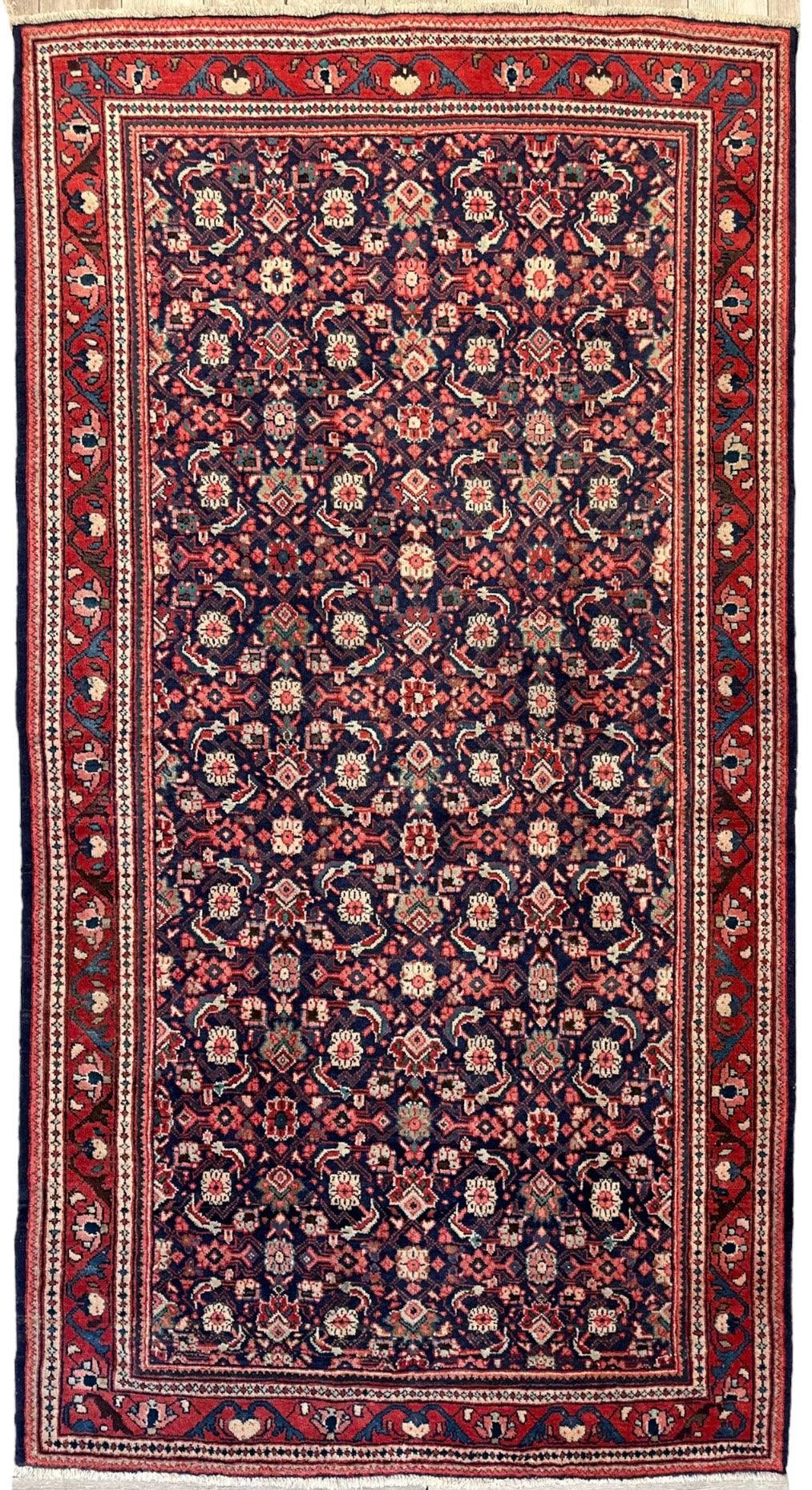 Fine Hand-Knotted Persian Arak Area Rug 5’6” x 10’3”