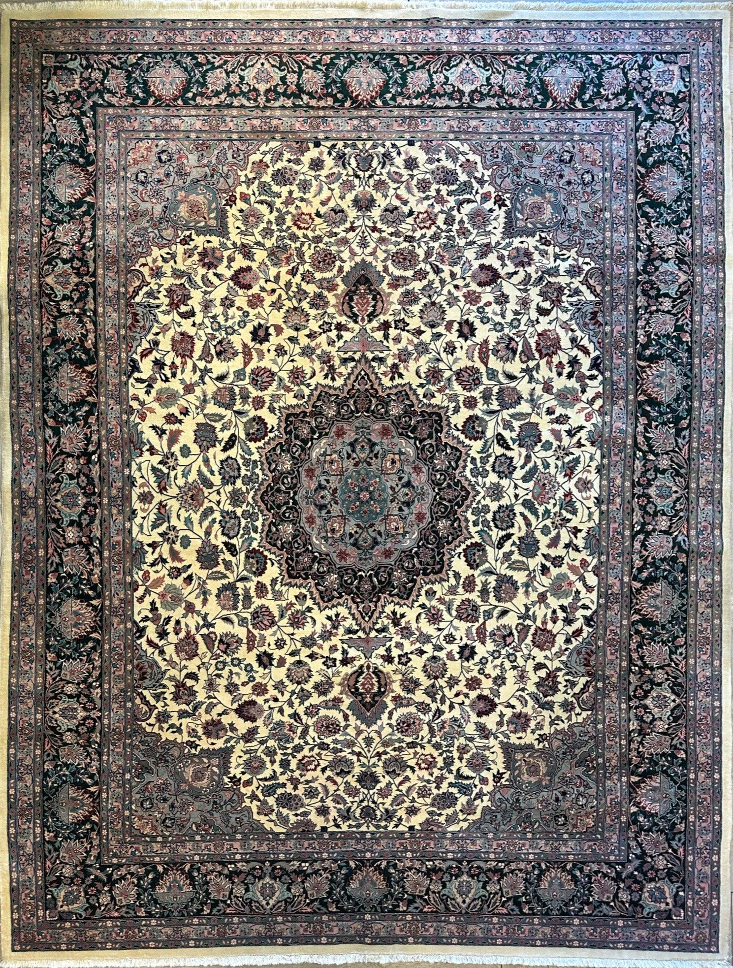 Fine Hand Knotted Tabriz Rug 9X12 ft