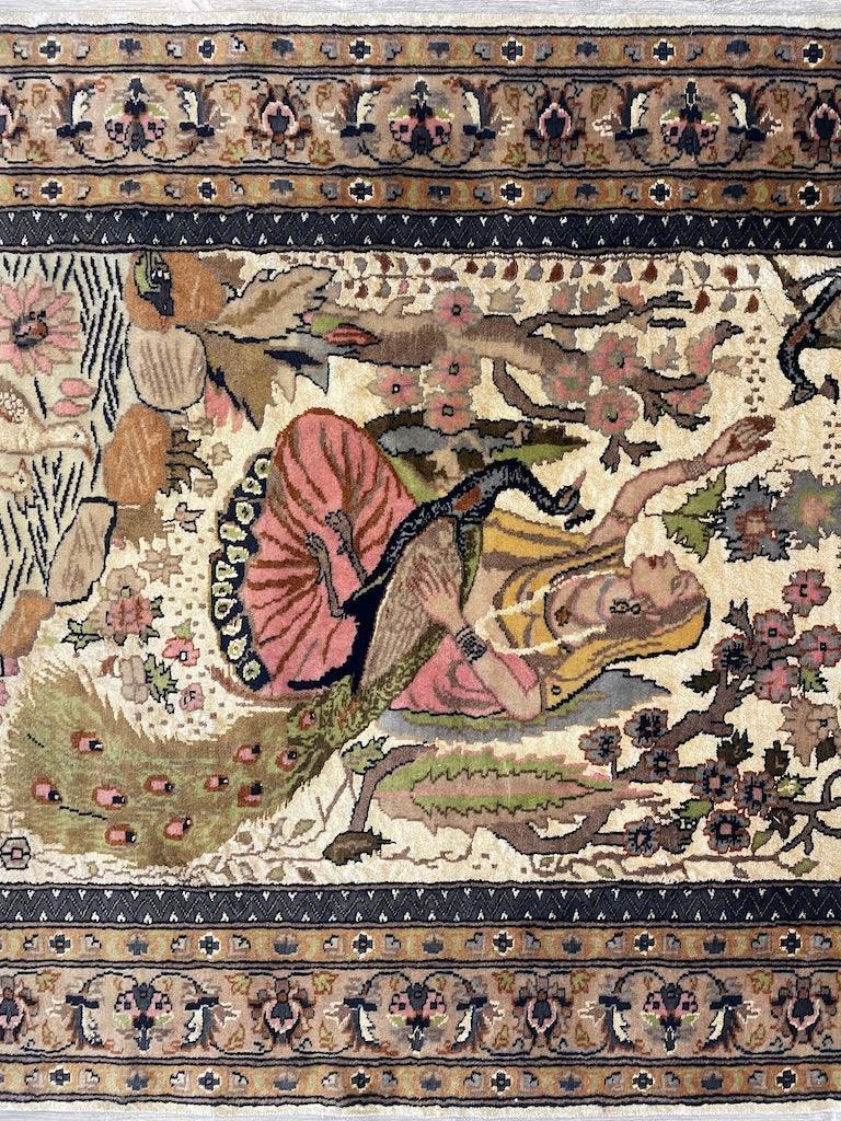 Fine Handmade Pictorial Rug 71'’ x 48'’