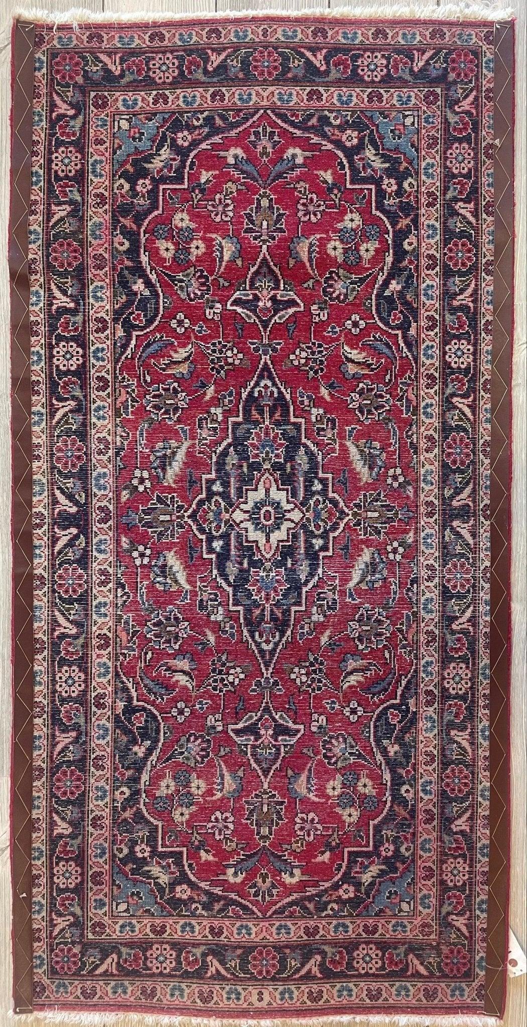 Fine Persian Kashan Runner Rug 2’6''x5 ft