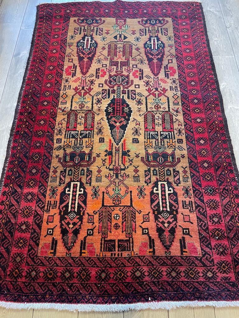 Fine Vintage Wool Baluch Rug 6x4 ft