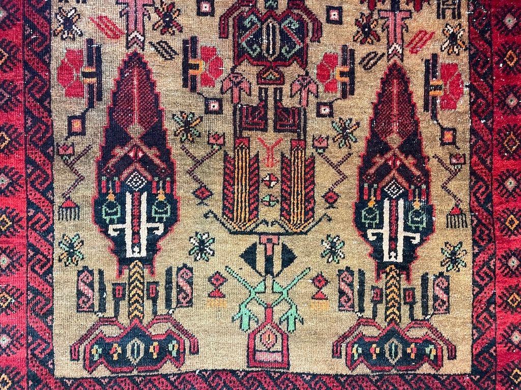 Fine Vintage Wool Baluch Rug 6x4 ft